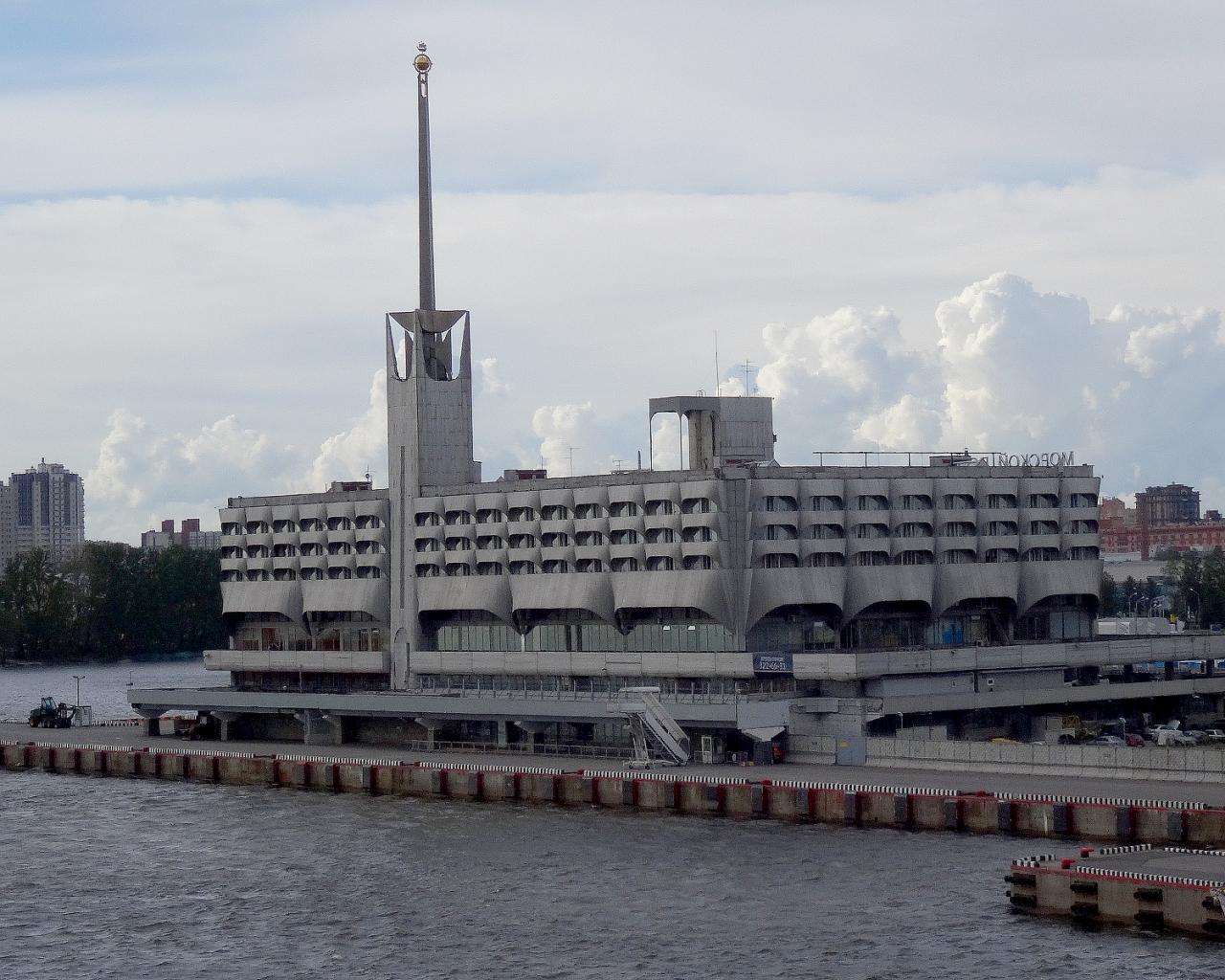 Морской вокзал владивосток фото