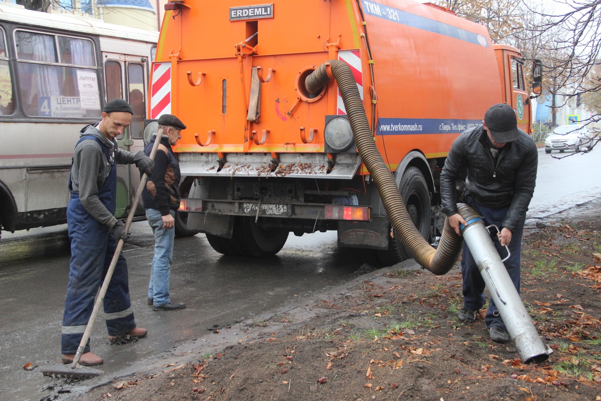 The latest Russian technologies - Elon Musk, How do you like Elon Musk, Technologies, Russia, Road workers, Street cleaning