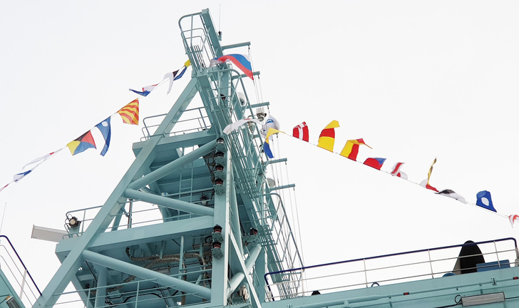 The national flag was raised on the port icebreaker Ob - Shipbuilding, Russia, Murmansk, Icebreaker, Longpost