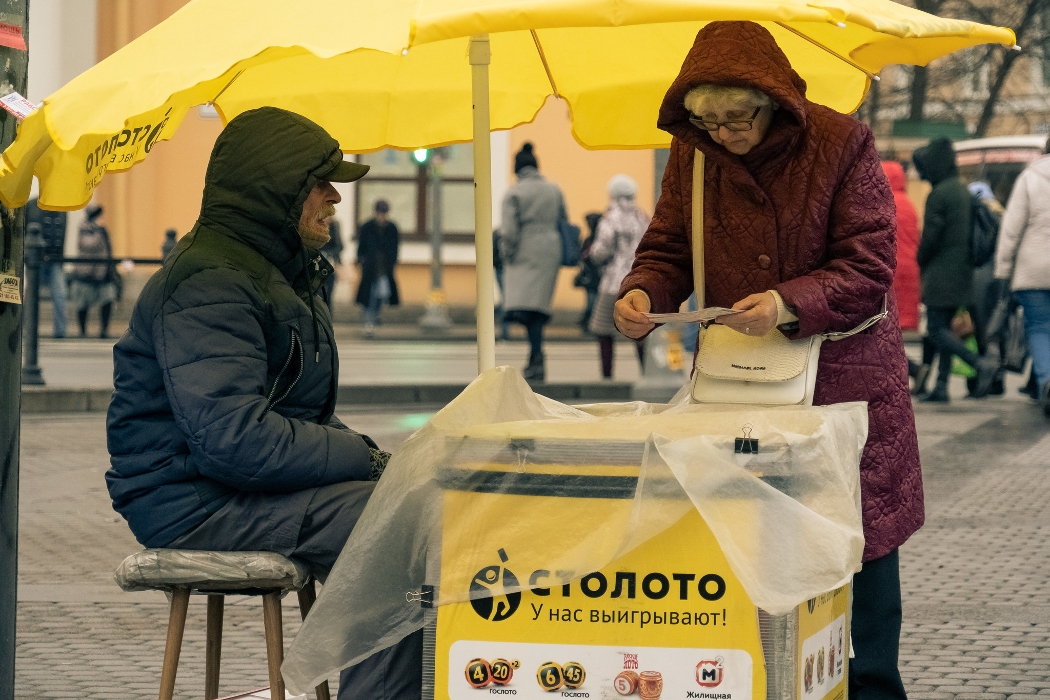 Sennaya Square this morning - My, Sennaya Square, Morning, Saint Petersburg, People, Longpost, The photo