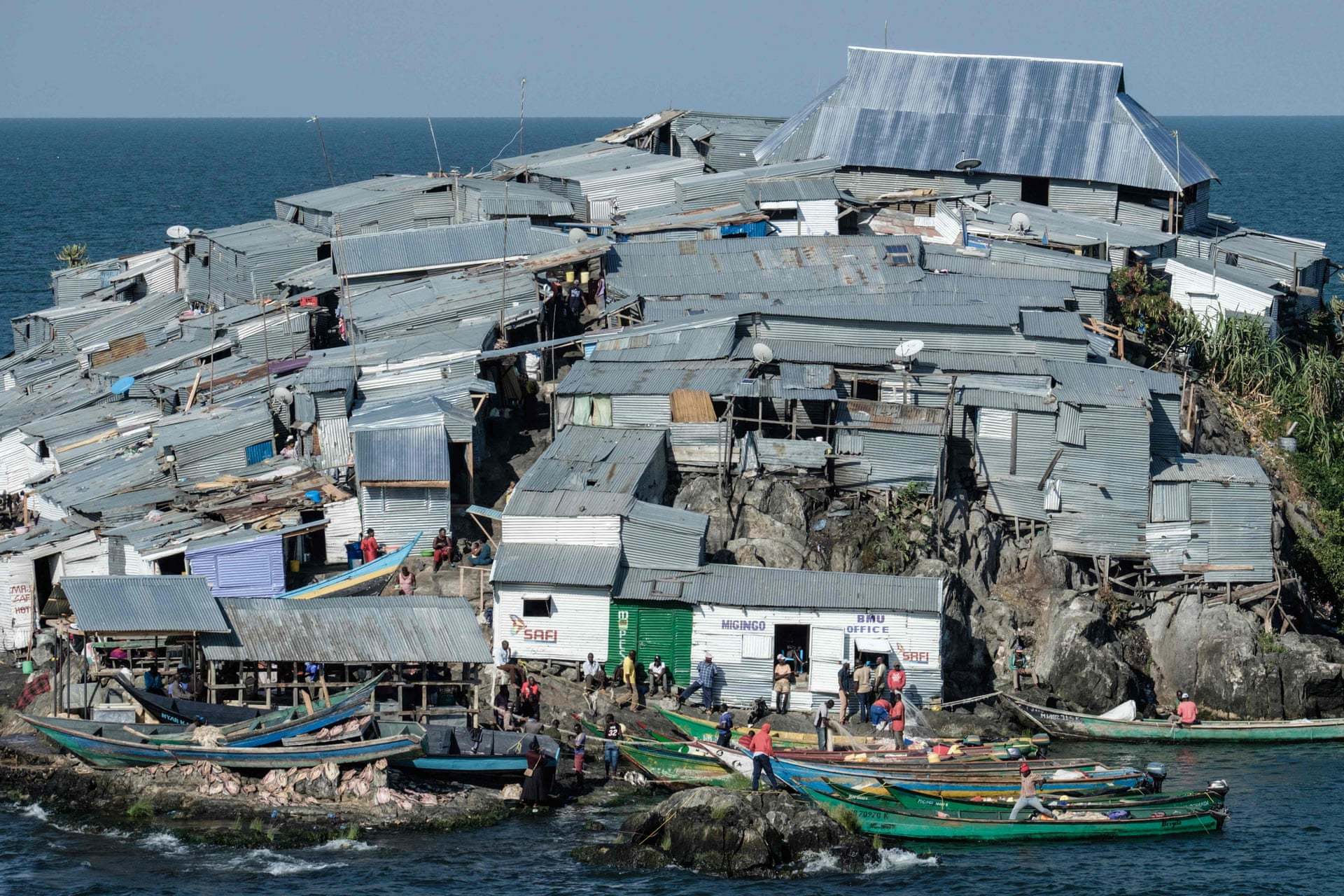 I want to know everything #523. Life on the most densely populated island in the world. And on this island there is no calendar..)) - Island, People, Fishermen, The photo, Interesting, Longpost, Kenya, Uganda, Lake Victoria