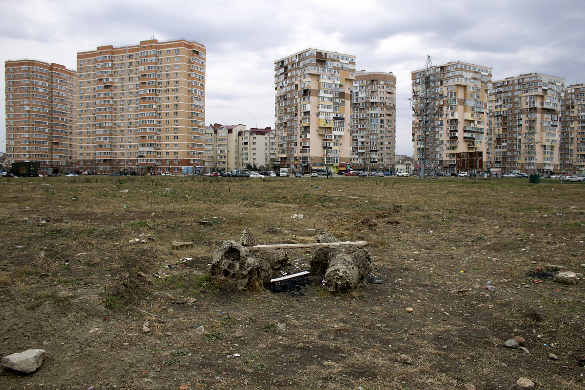 The Kuban authorities promised a school, the residents got a vacant lot - My, Krasnodar, Power, Kuban, Краснодарский Край, School, Wasteland, Developer, Video, Longpost