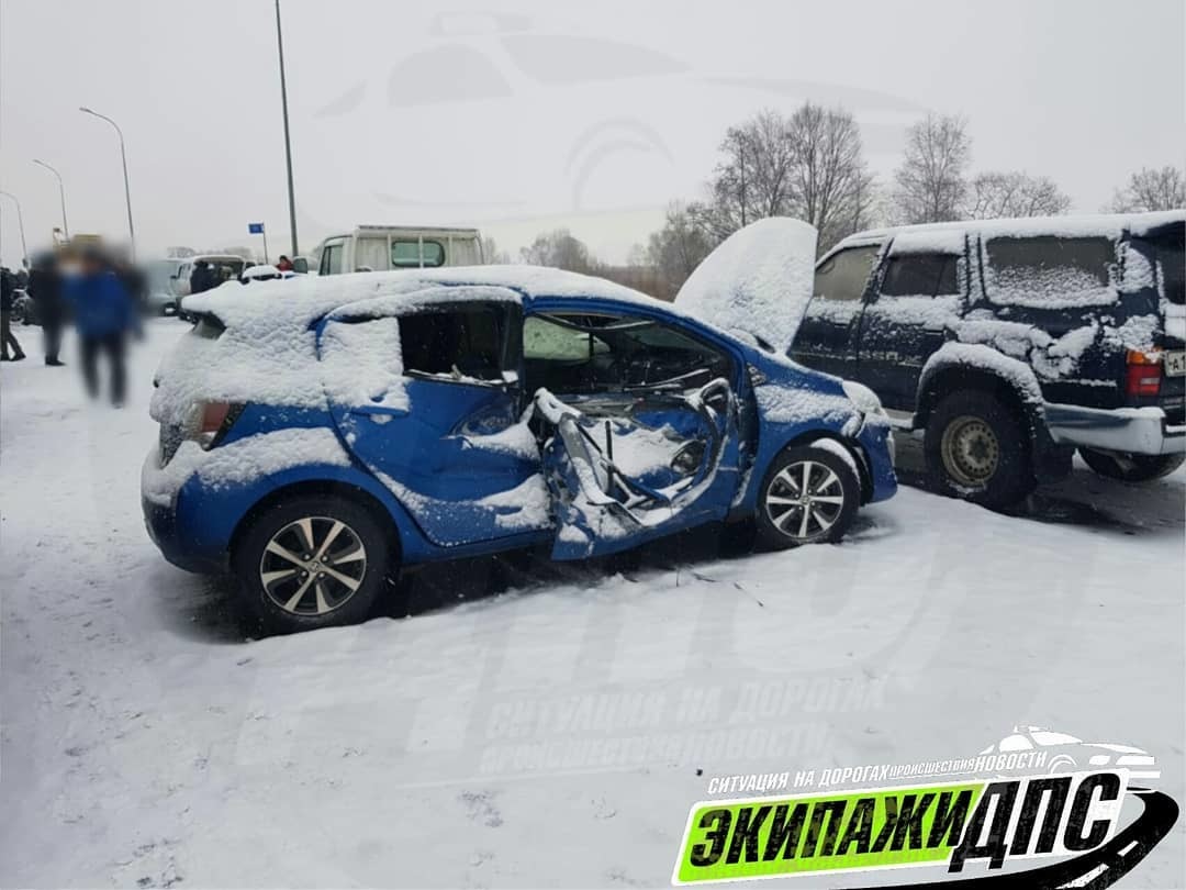 At least 80 cars were involved in an accident near Vladivostok - Vladivostok, Snow, Ice, Video, Longpost, Auto, Crash, Road accident