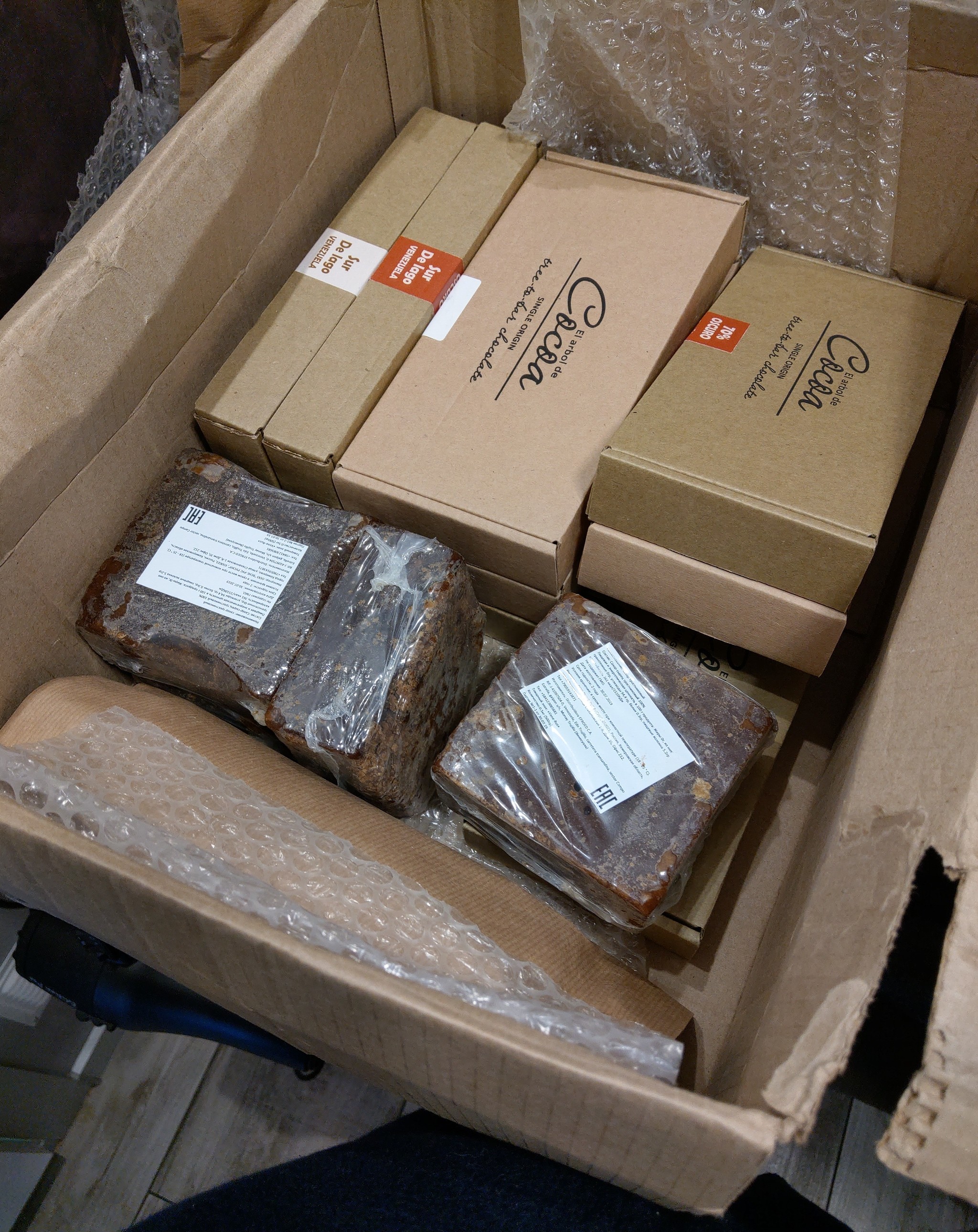 I received a parcel with chocolate! - My, Chocolate, Venezuela, Cocoa, Longpost, Gratitude