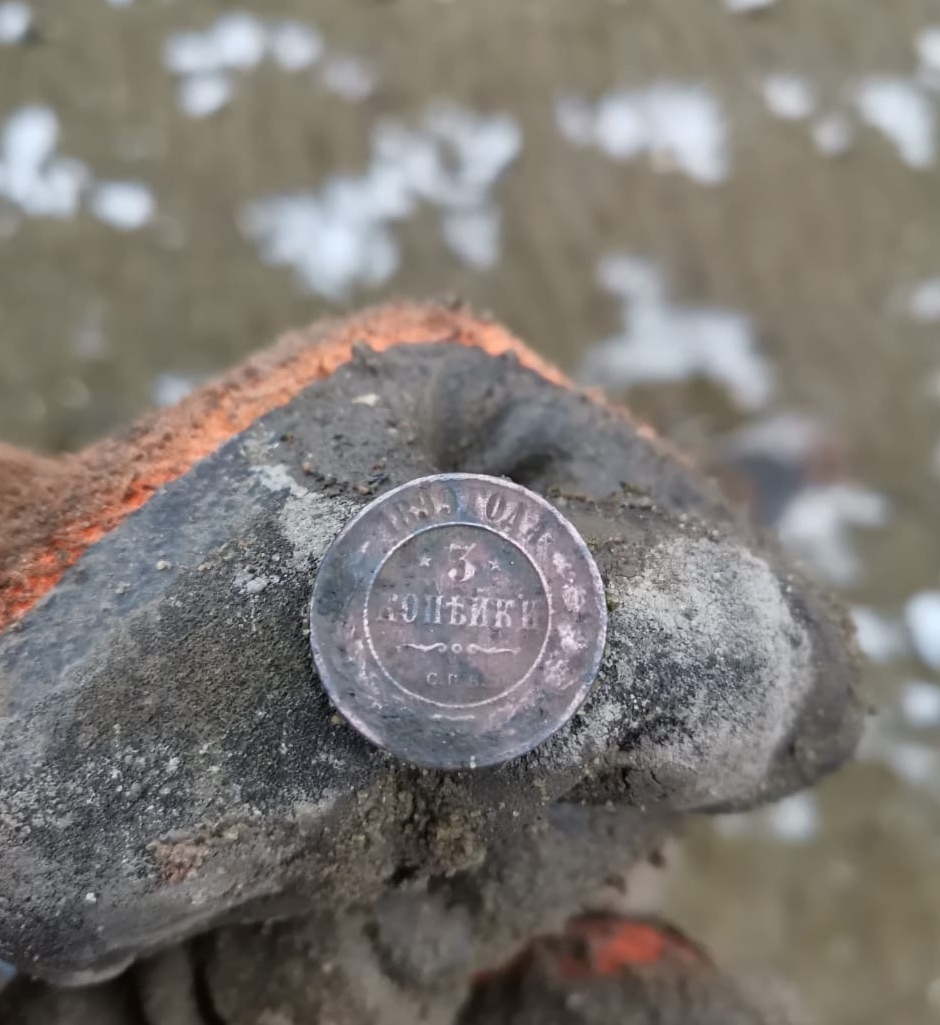 They drained the reservoir, found a plane and the foundation of an ancient church! - My, Search engine, Treasure hunt, Find, Metal detector, Video, Longpost