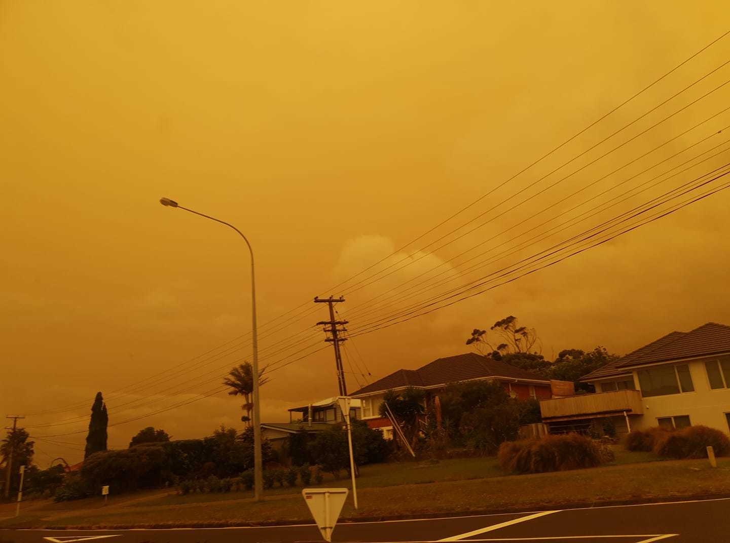 Has the apocalypse already arrived? - My, New Zealand, Australia, Fire, The photo, Apocalypse, Longpost