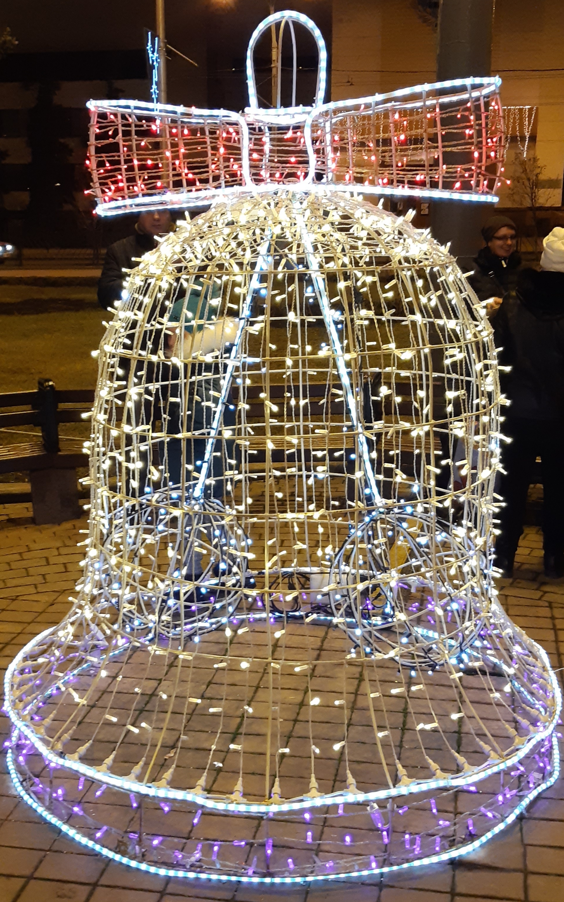 Lenina sq. Donetsk - My, Photo on sneaker, Donetsk, Longpost, Christmas tree, Christmas trees