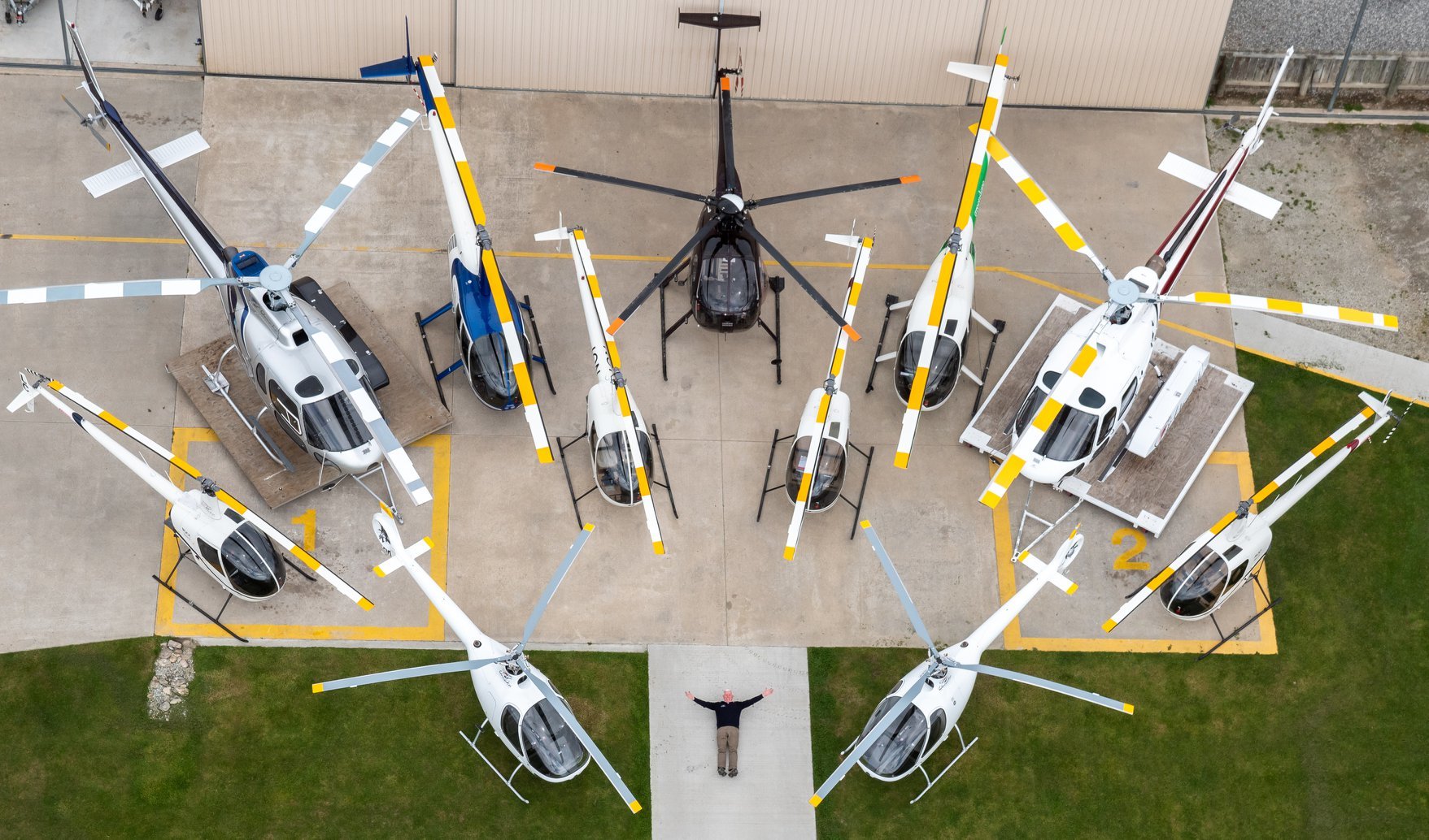 Helicopter symmetry - Helicopter, The photo, Symmetry