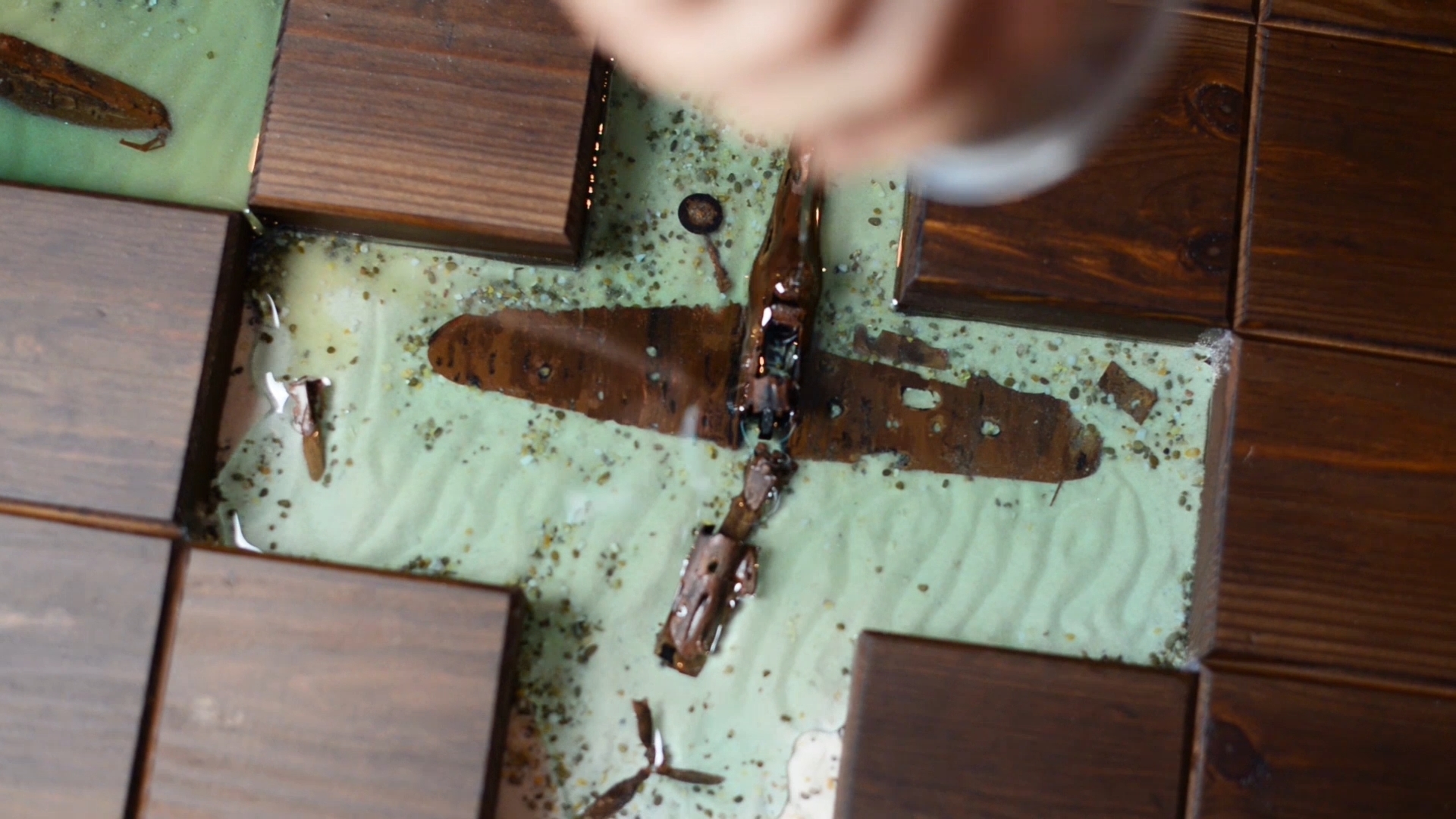 A short story about how I made a diorama table from an old spool - My, With your own hands, Furniture, Epoxy resin, Tree, Diorama, Video, Longpost, Needlework with process