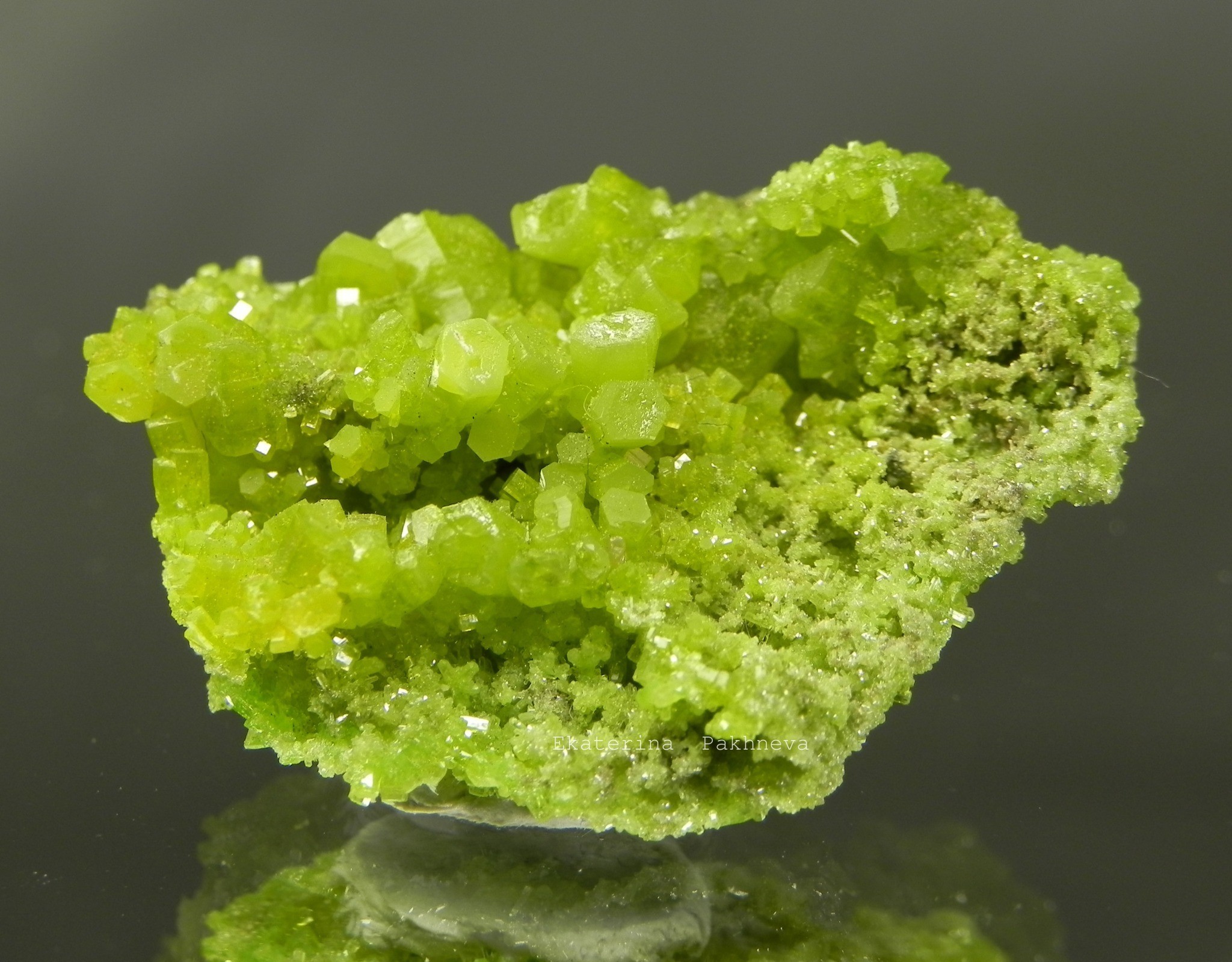 Pyromorphite Pb5 (PO4) 3Cl - The photo, Minerals, Interesting, Chemistry, Longpost