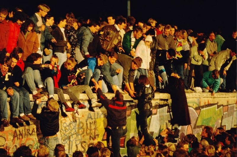 15 Rare shots from the history of the Berlin Wall - Berlin Wall, Story, People, GDR, FRG, Conflict, Interesting, Longpost, A selection