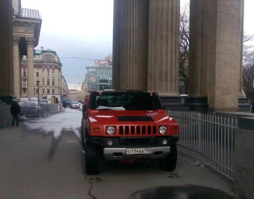 Kazan Cathedral - parking for boors? - Parking, Saint Petersburg, Kazan Cathedral, Traffic rules, Negative