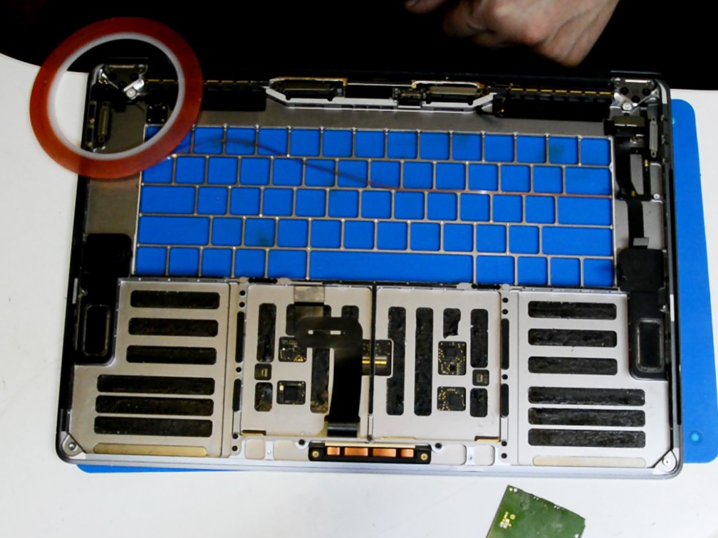 MacBook Pro 15 (A1707) repair. Keyboard and battery replacement - My, Laptop Repair, Macbook, Keyboard, Battery, Moscow, Cleaning, Video, Longpost