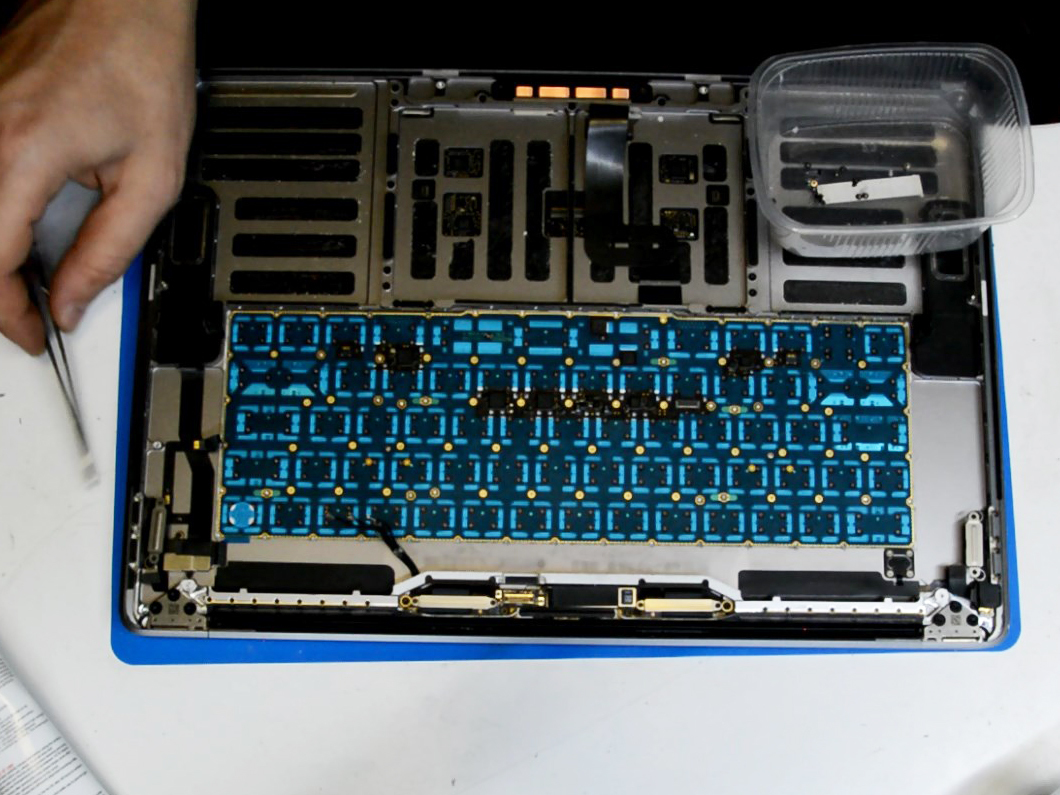 Замена и ремонт клавиатуры на ноутбуке