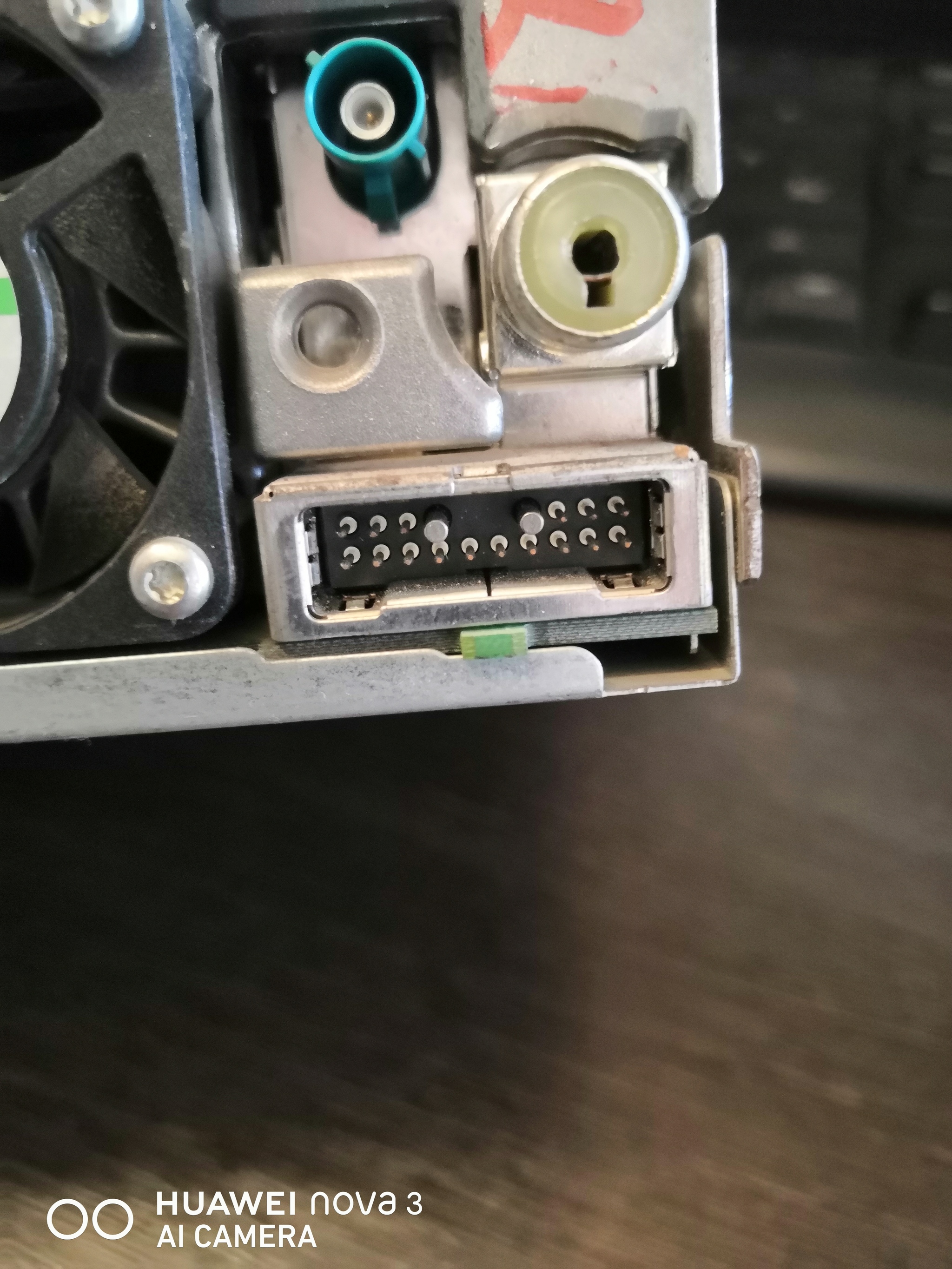 Help me identify the connector type - Connector, Car radio