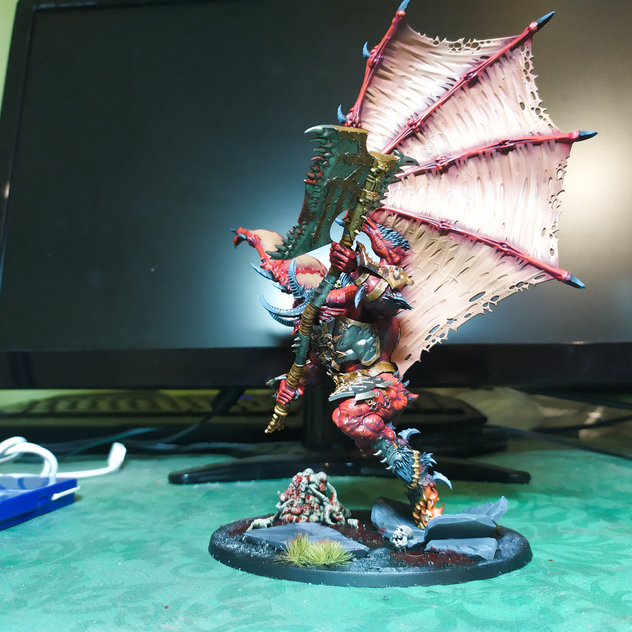 Bloodthirster of the Warhammer universe - My, Wh miniatures, Warhammer 40k, Miniature, The photo, Longpost, Bloodthirster