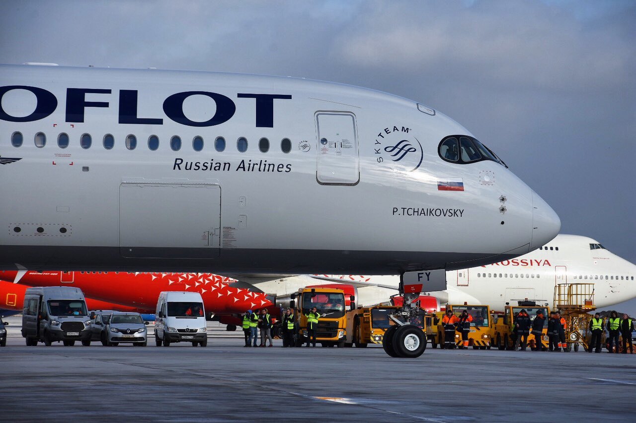 Aeroflot took delivery of the first A350 - My, Aeroflot, Airbus A350, A350, Airbus, Handsome men, Incident, Airplane, Longpost