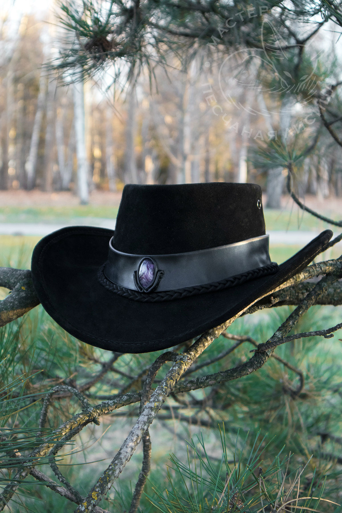 Amethyst hat - My, Handmade, Hat, Leather, With your own hands, Needlework without process, Leather products, Longpost, Beautiful girl, Australian hat