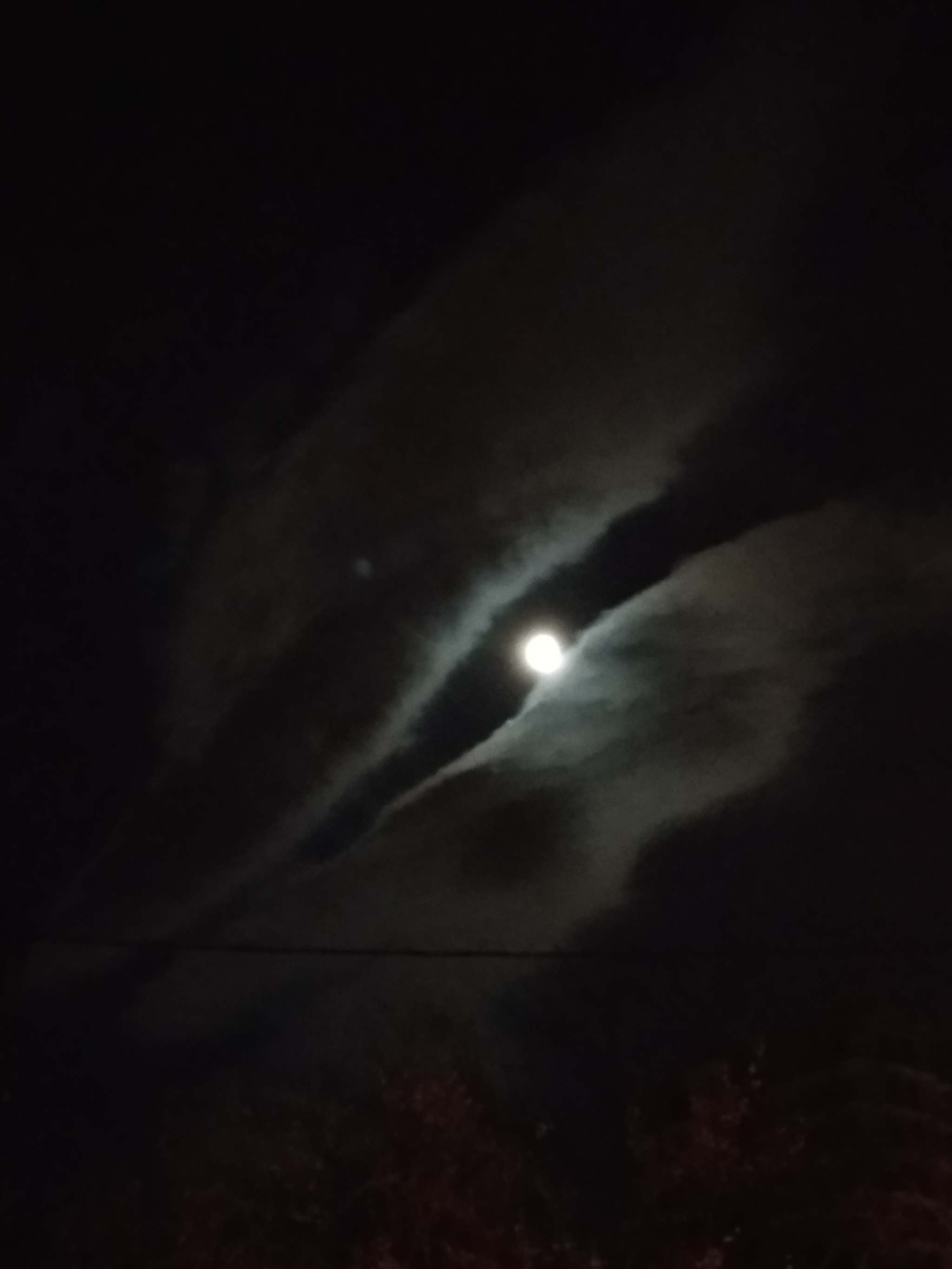 Moon, clouds, 4 am - My, moon, The clouds, Morning, Longpost