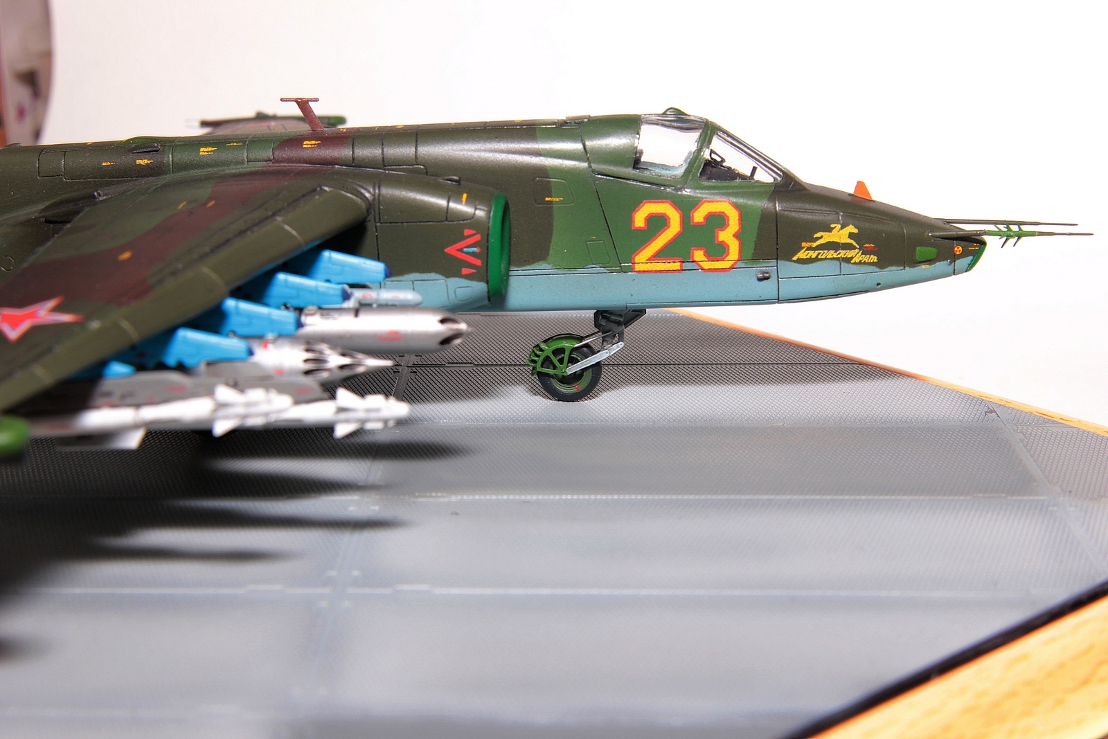 Scale model of the Su-25 aircraft from ArtModel in 1/72 scale - My, Models, Airplane, Stand modeling, Su-25, Aviation, Scale model, Longpost