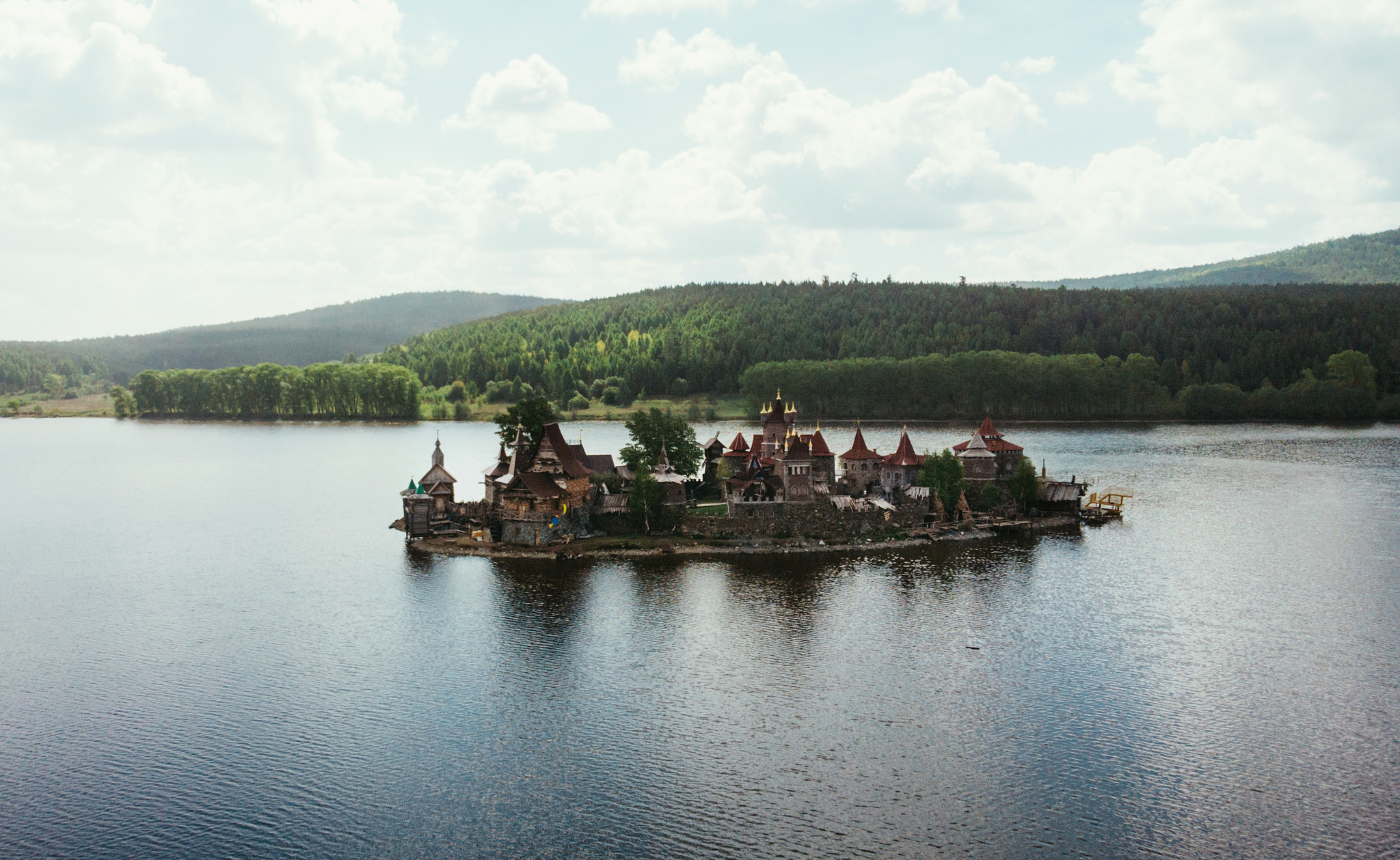 Уральский Диснейленд(Сонькина лагуна) - Моё, Урал, Путешествия, Фотография, Сонькина лагуна, Замок, Видео, Длиннопост