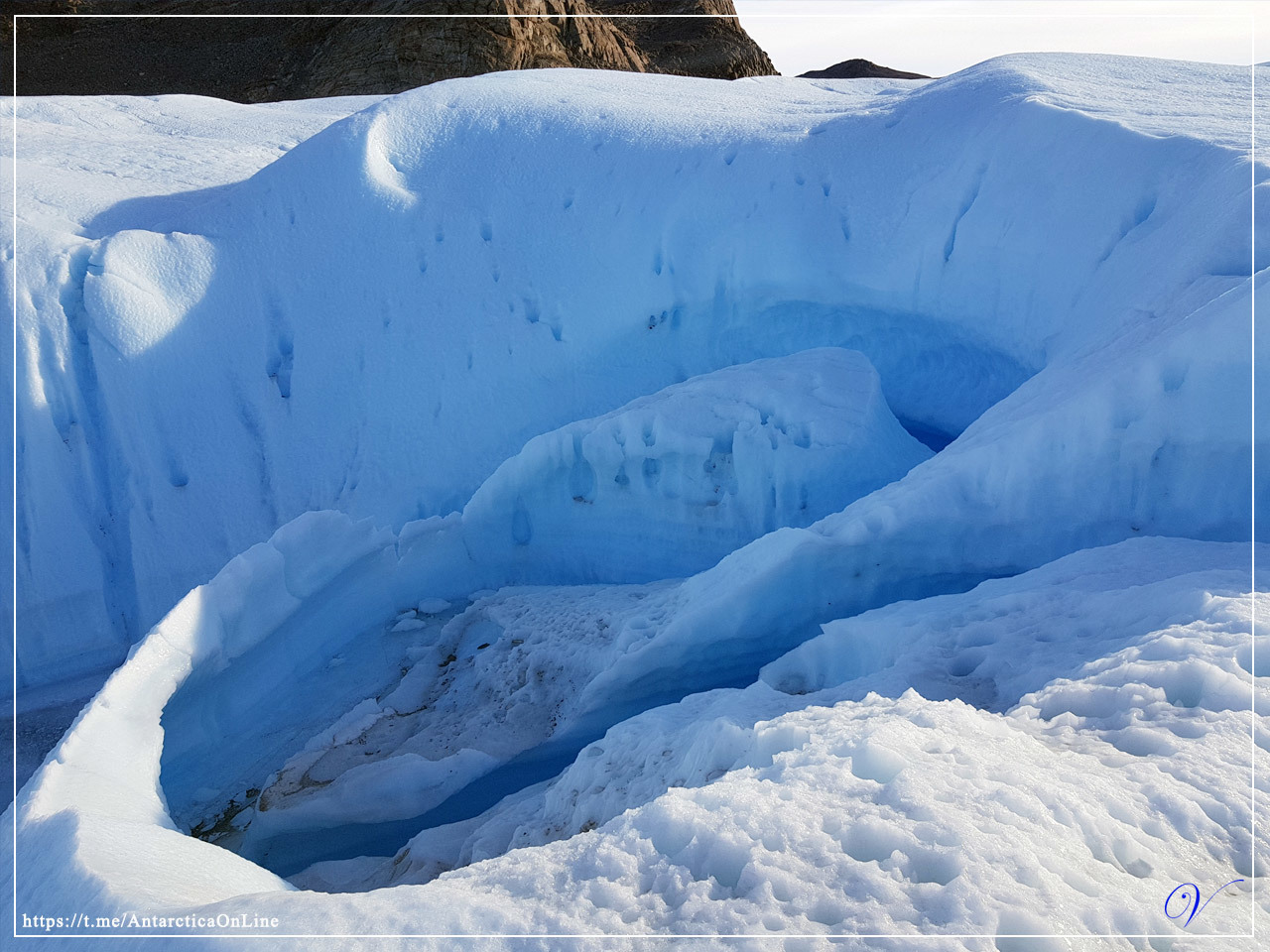 Ice, caves and Antarctic icicles - My, Antarctica, Antarctica On-Line, Novolazarevskaya Station, Caves, Icicles, Longpost