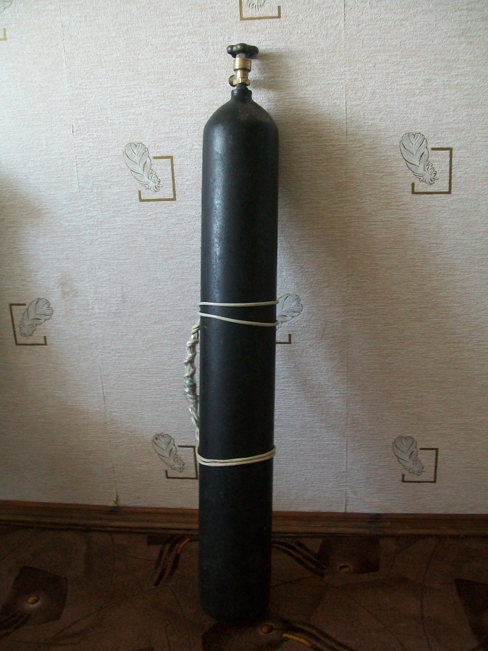 Storage of carbon dioxide cylinder 40l - Question, Carbon dioxide