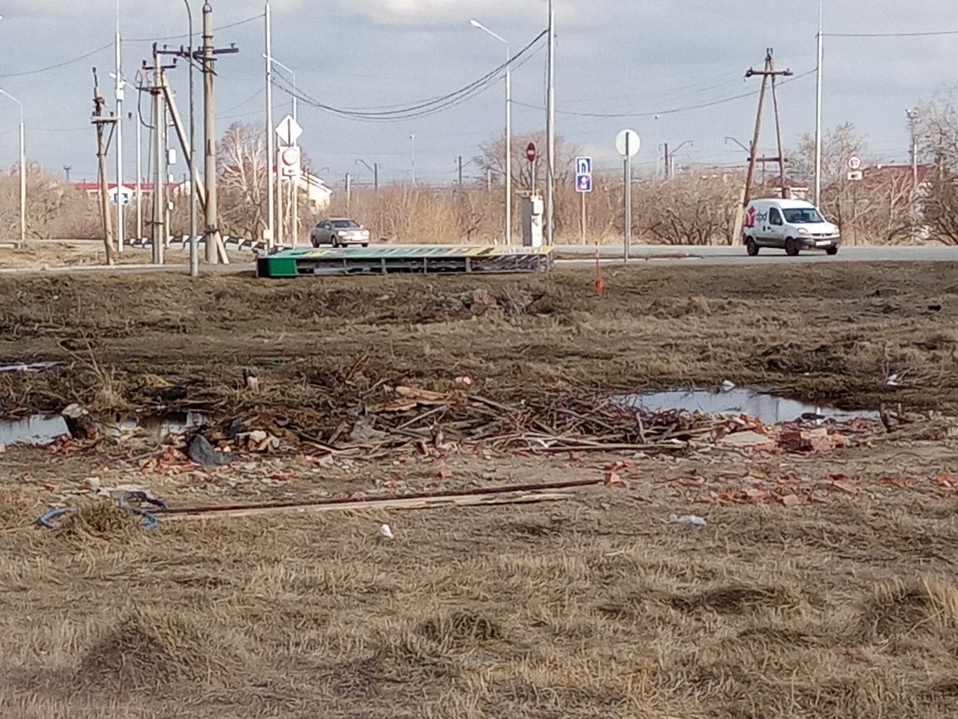 В Омске упали цены на бензин - Моё, Омск, Цены, Бензин, Падение, Буквальность