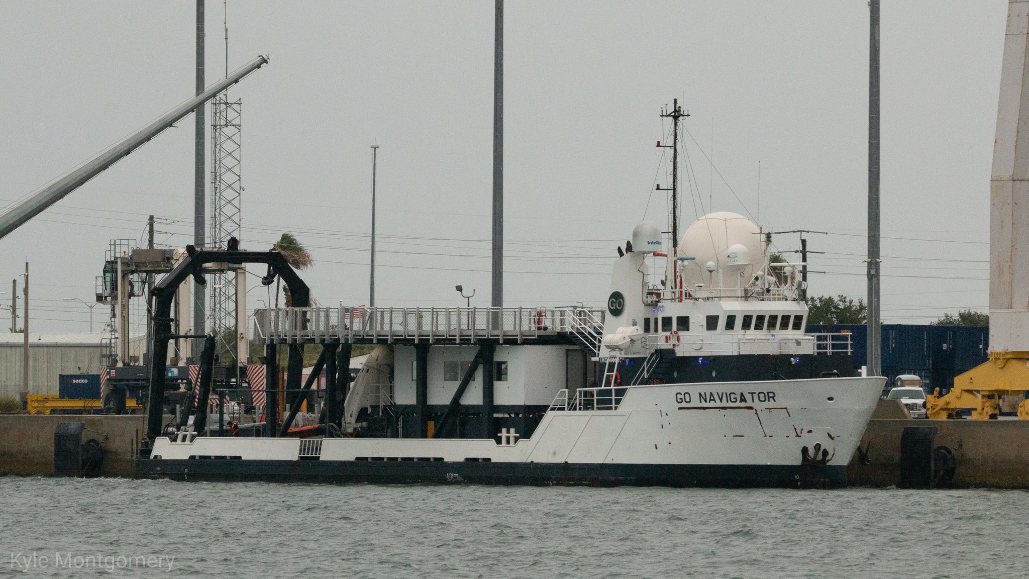 Ships with Falcon 9 fairing flaps arrived at Port Canaveral - Spacex, Head fairing, Cape Canaveral, Dragon 2, Cosmonautics, Video, Longpost