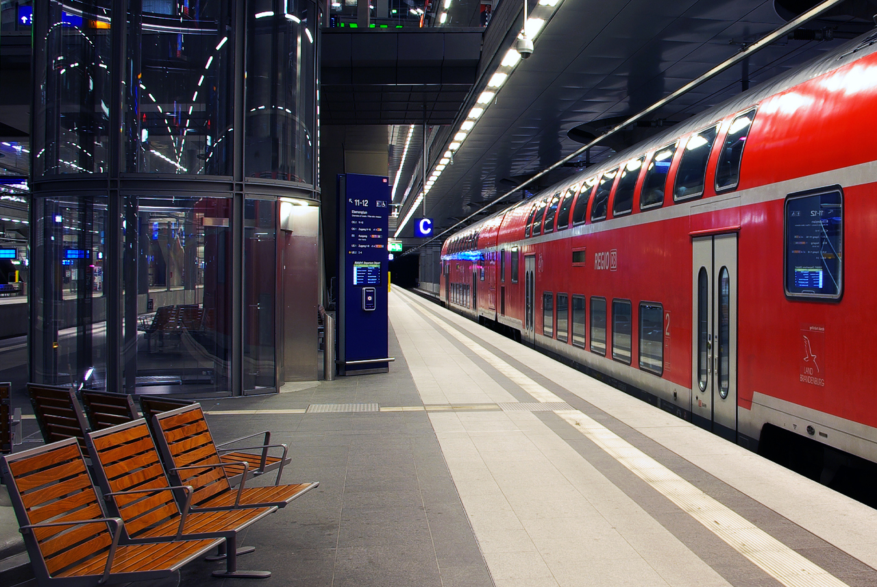 Die Bahn. Berlin - My, Germany, Railway, Railway station, railway station, Berlin, Deutsche Bahn, A train, Longpost