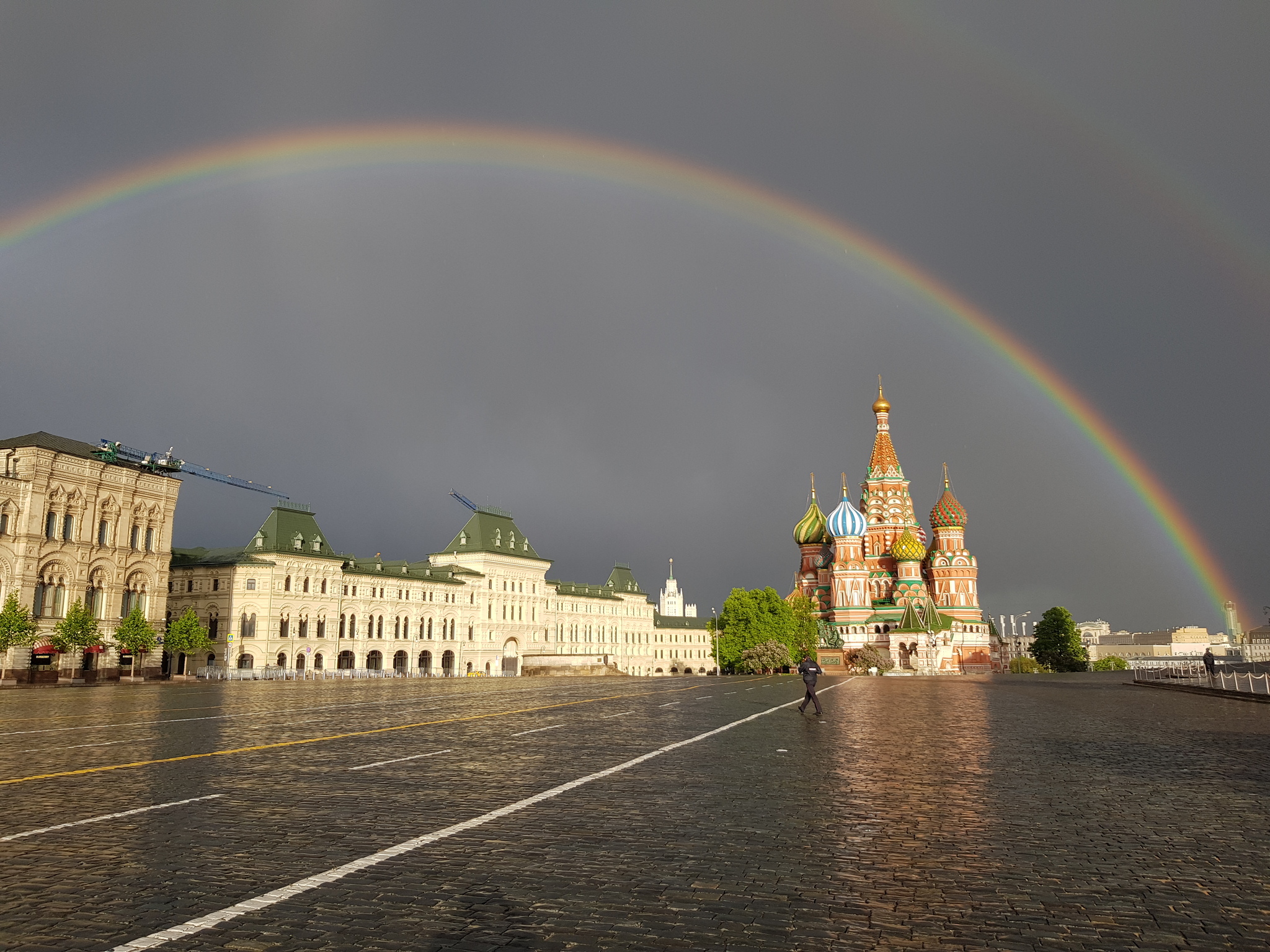 This is how I managed to capture it - My, the Red Square, Rainbow, The photo, St. Basil's Cathedral