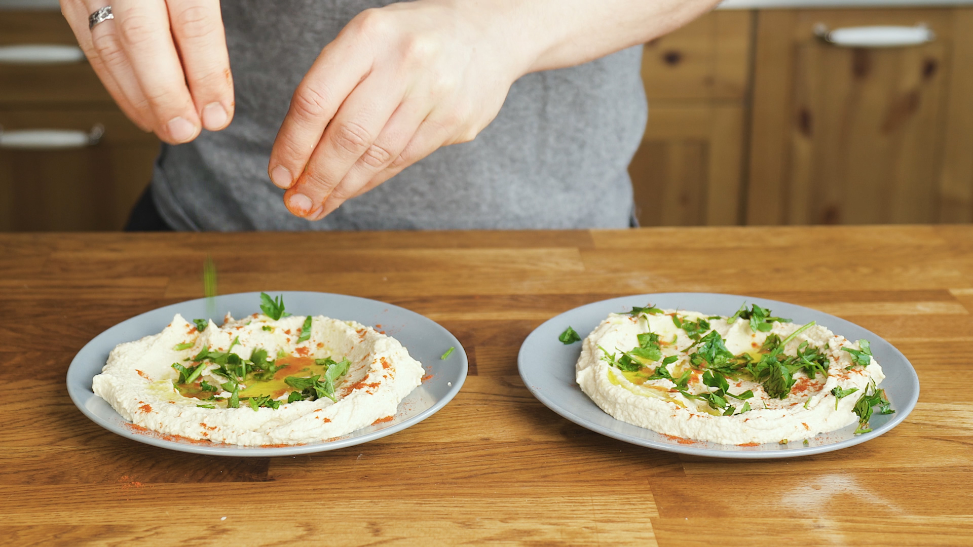 Simple hummus. Recipe from a can of chickpeas - My, Cooking, Men's cooking, Recipe, Video recipe, National cuisine, Hummus, Israel, Video, Longpost