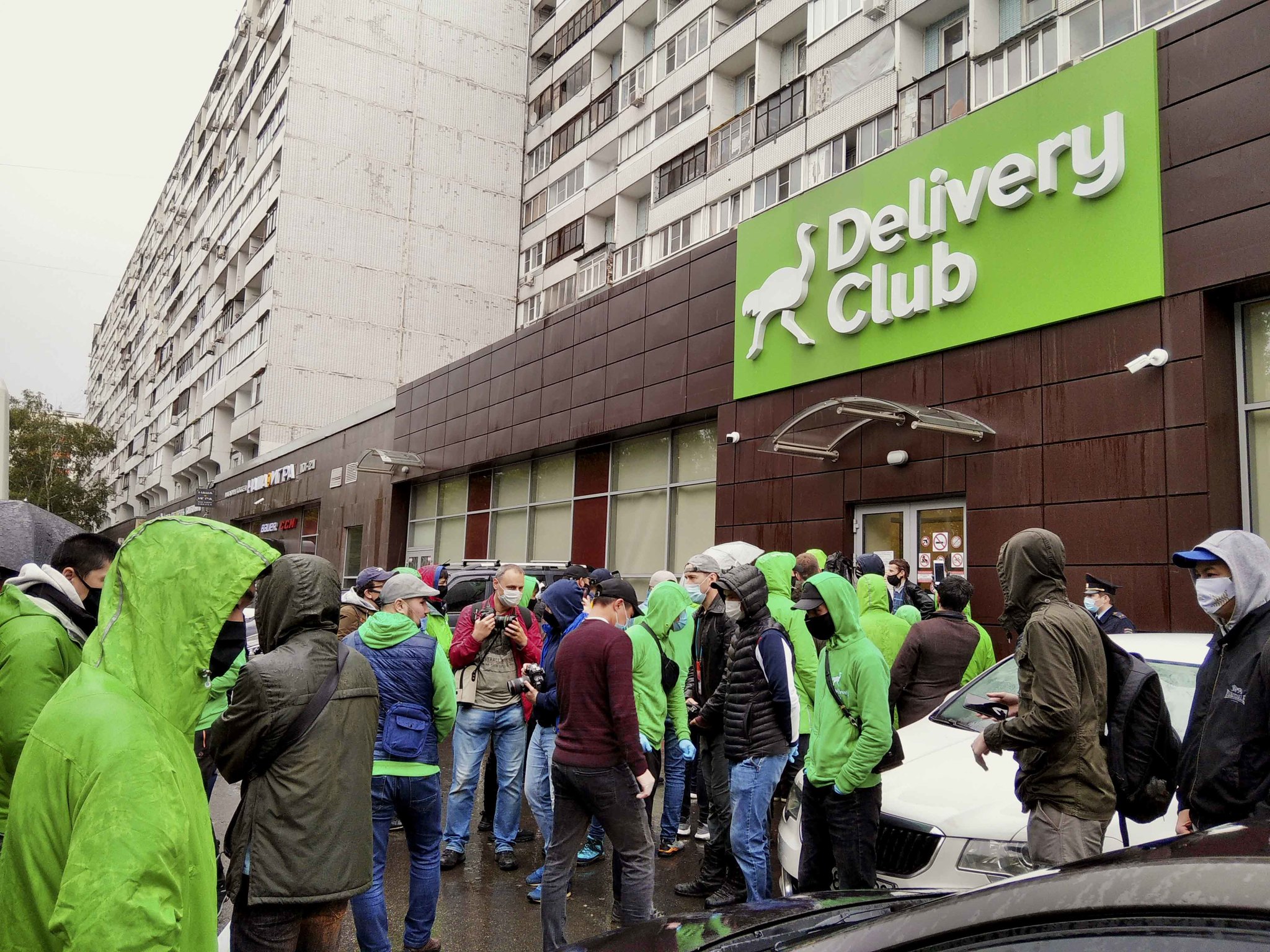 PROTEST OF MOSCOW COURIERS DELIVERY CLUB - My, Work, Strike, Courier, Delivery Club, Moscow, Protest, Video, Longpost