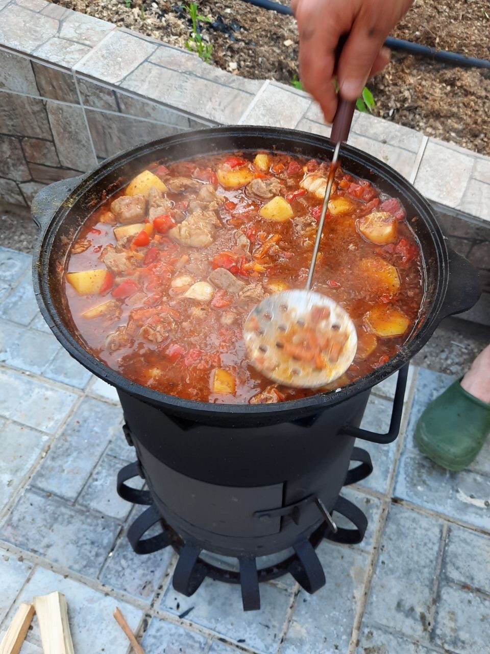 Like goulash - My, Dacha, Cooking in nature, Goulash, Longpost, Recipe, Meat, Cooking