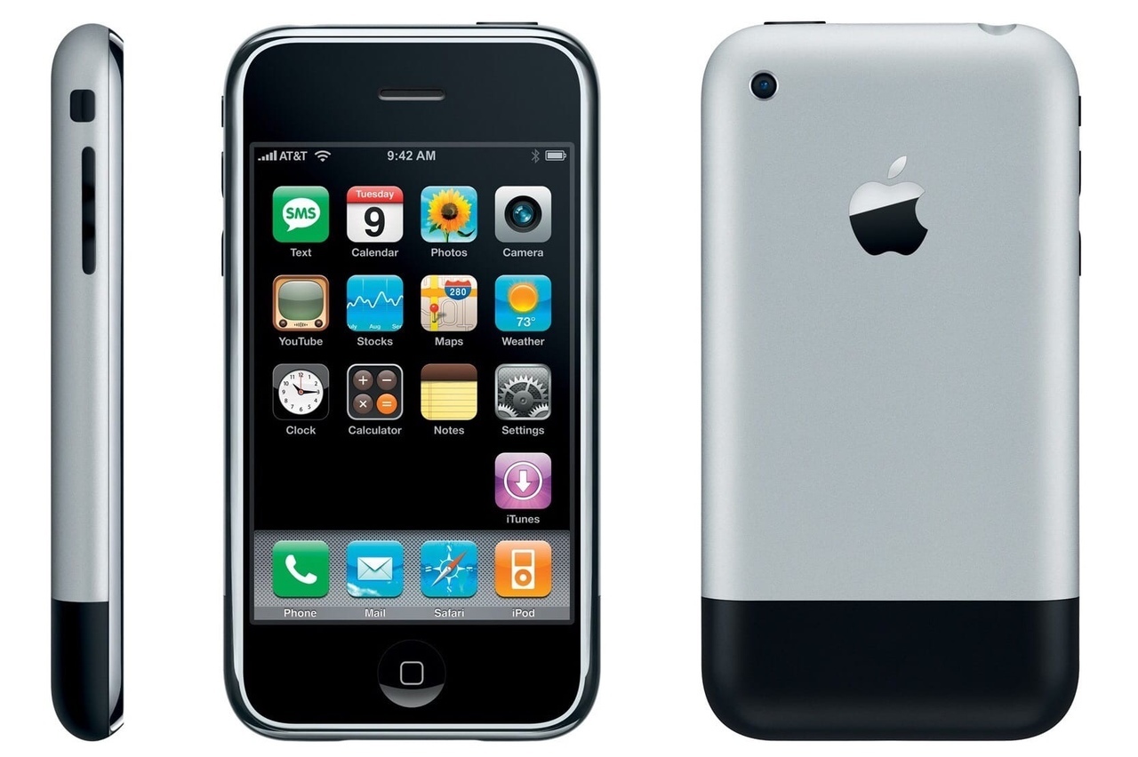 Exactly 13 years ago, on June 29, 2007, the first iPhone went on sale. - iPhone, Revolution, Technics, Mobile phones, Apple