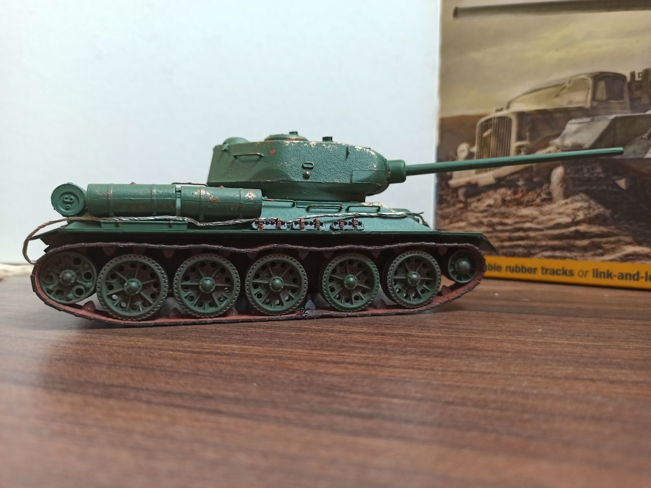 My first model T-34/85 from Italery, scale 1/35 - My, Modeling, t-34-85, Hobby, Meditation, Longpost