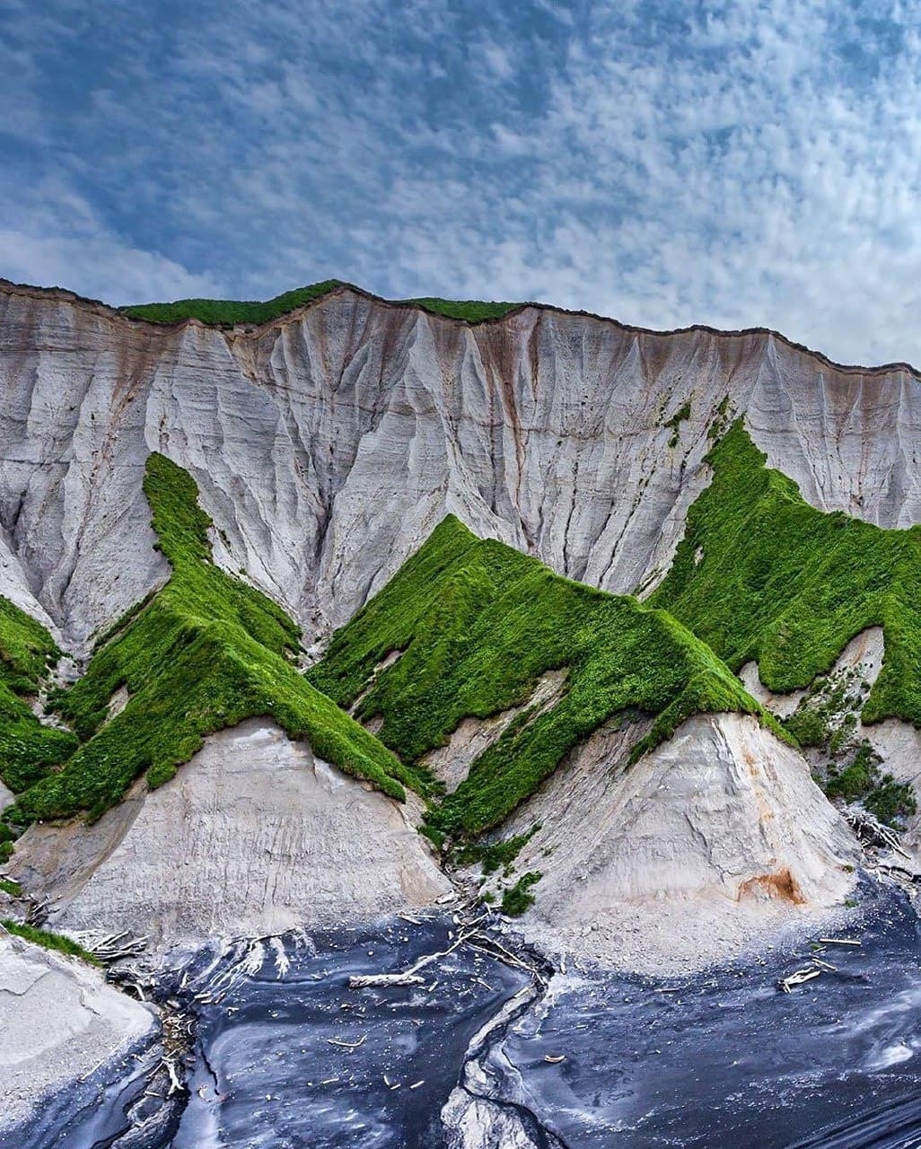 Белые скалы на Курилах - Курильские острова, Скалы, Природа, Россия, Фотография, Длиннопост, Побережье