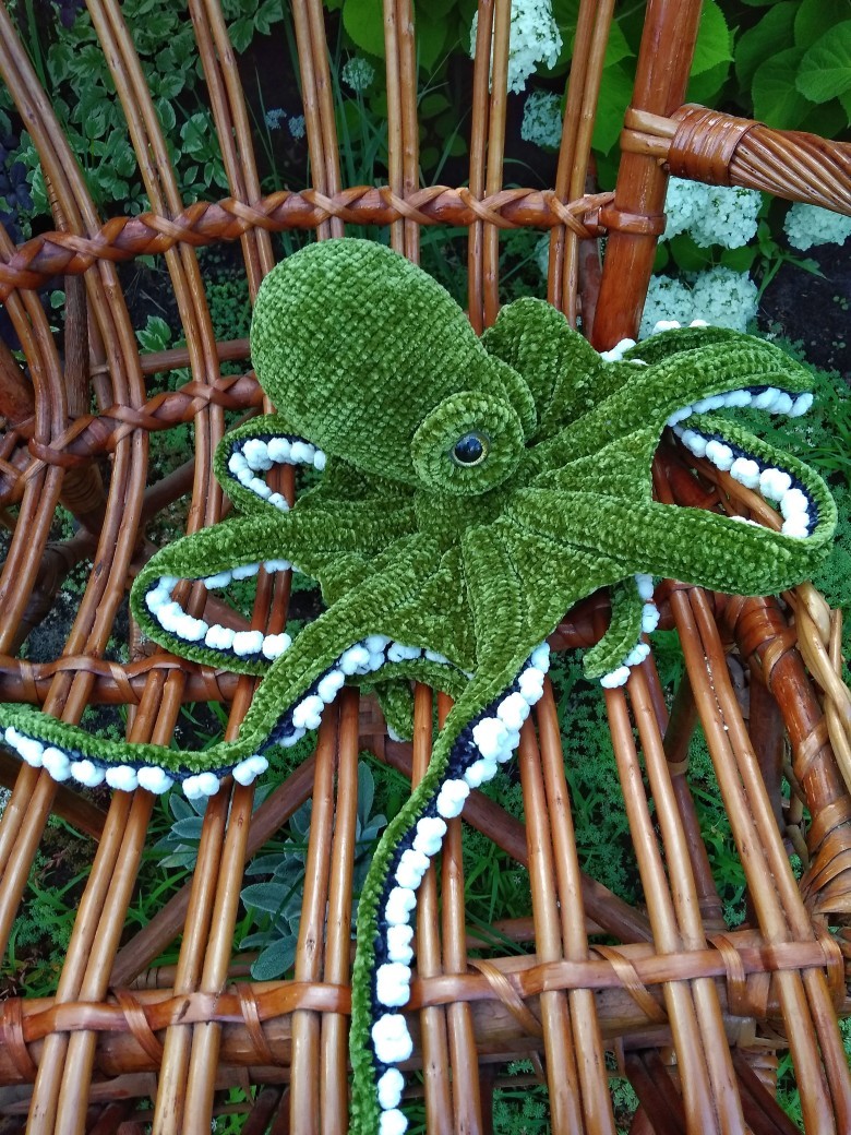 He was green - My, Octopus, Crochet, Knitted toys, Needlework without process, Longpost