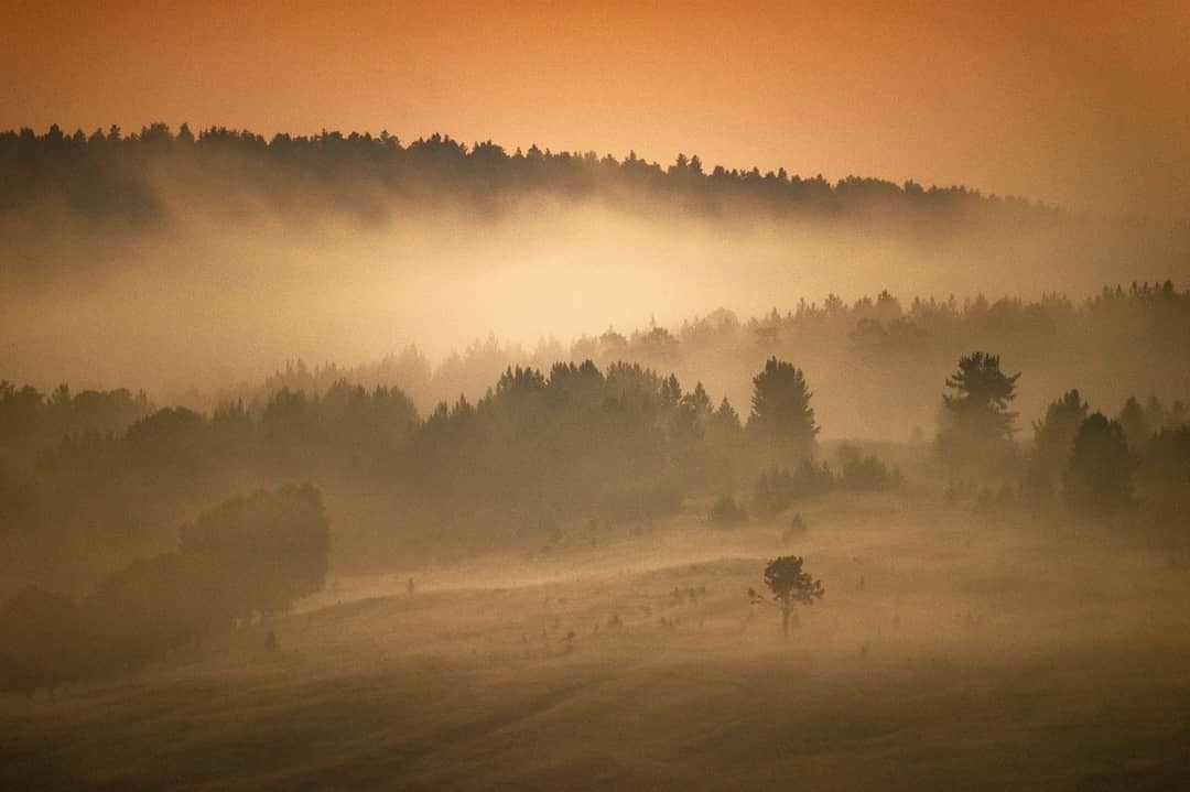 Dawn on the mountain - My, dawn, The sun, Fog, Ural, Ust-Katav, The photo, Longpost