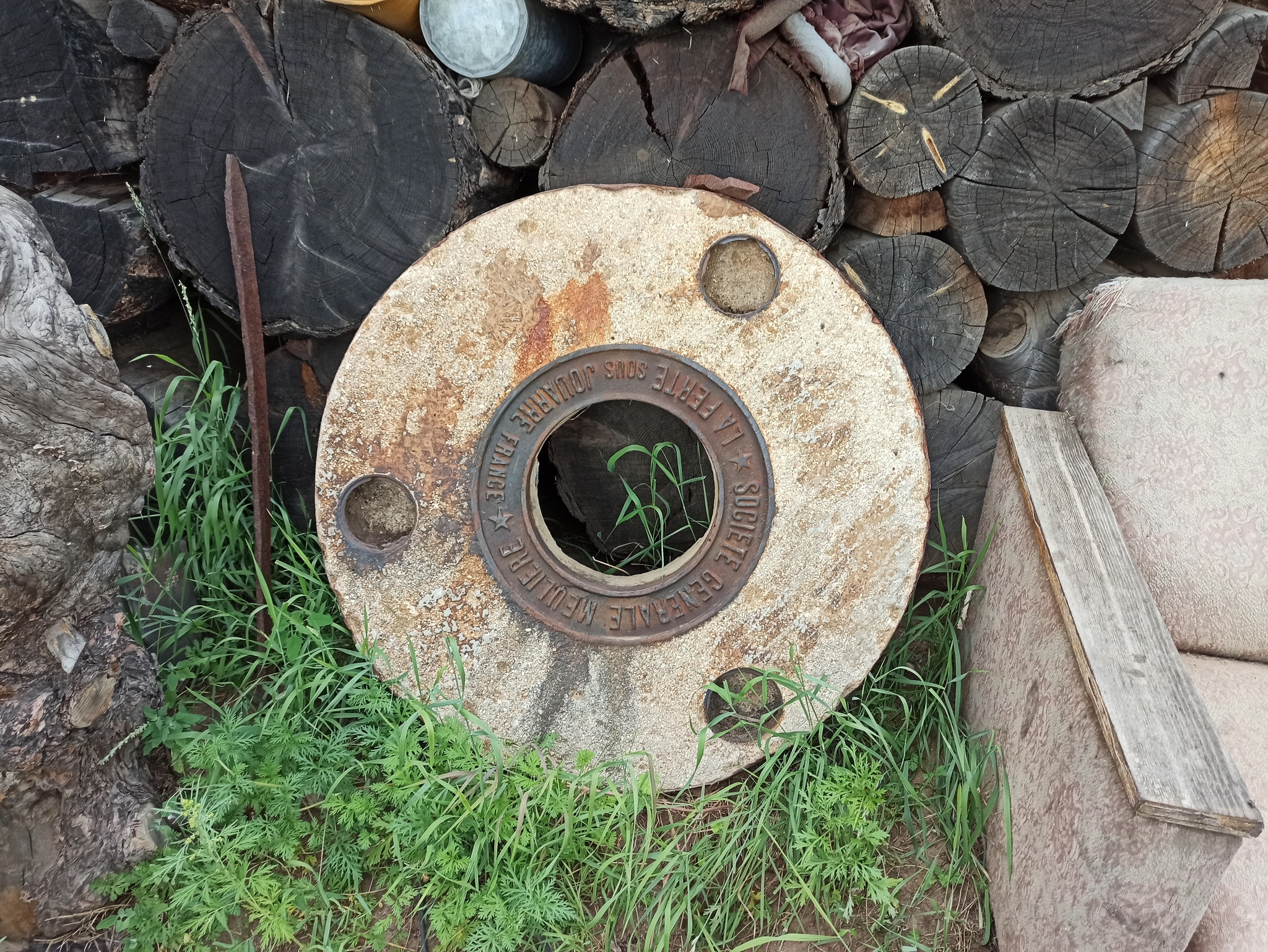 Millstone with inscription in French - My, French, Metal detector, Artifact, Millstone, Transbaikalia, Longpost