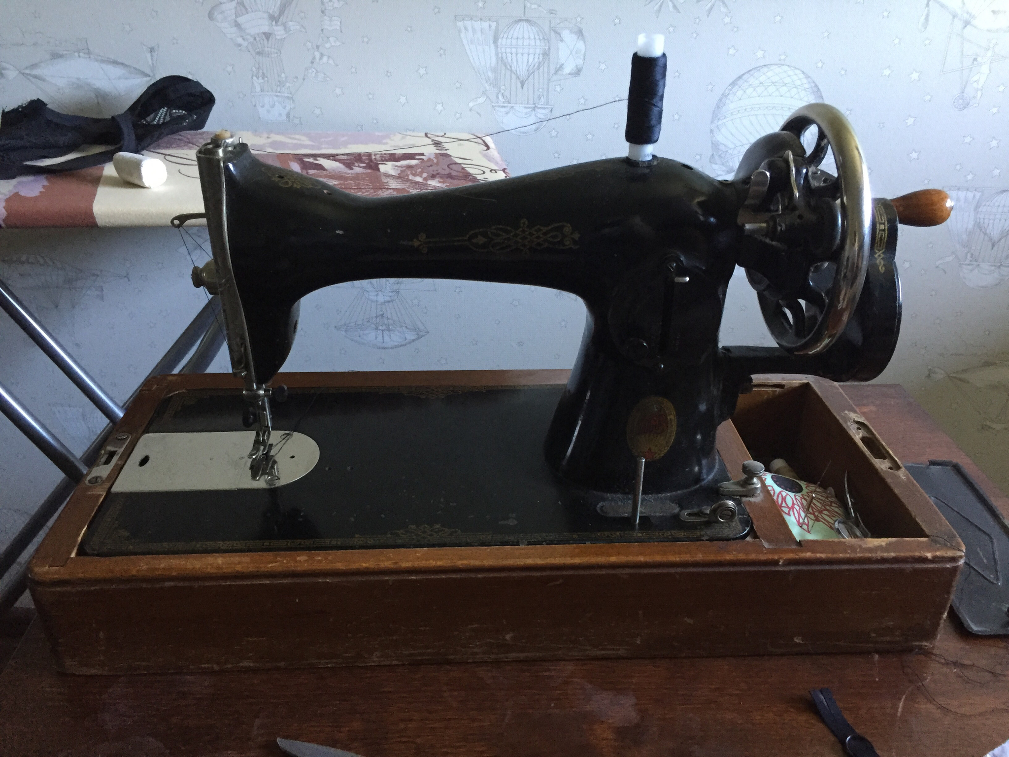 10 приёмов, как ровно шить на швейной машинке