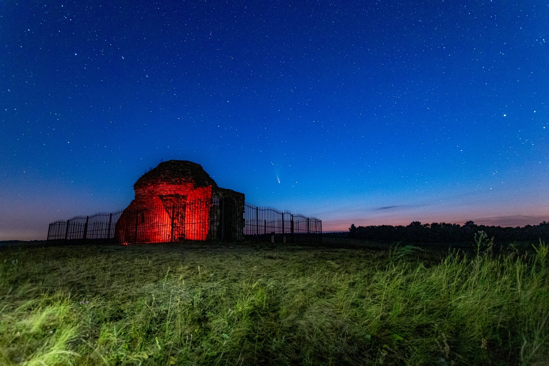 Mausoleum of Turu Khan and a comet in the sky over the Chishminsky district. Bashkortostan. 2020 - My, Chishmy, Bashkortostan, Comet, Neowise