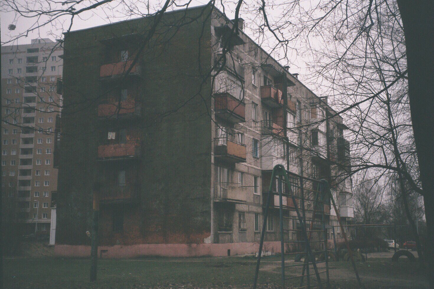 Мы уезжаем из маленьких городков, чтобы остаток жизни хотеть вернуться туда  | Пикабу