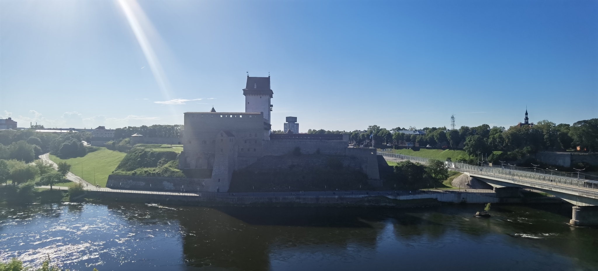 Ивангородская крепость (виды со стены) - Моё, Ивангород, Крепость, Фотография, Путешествия, Путешествие по России, Длиннопост