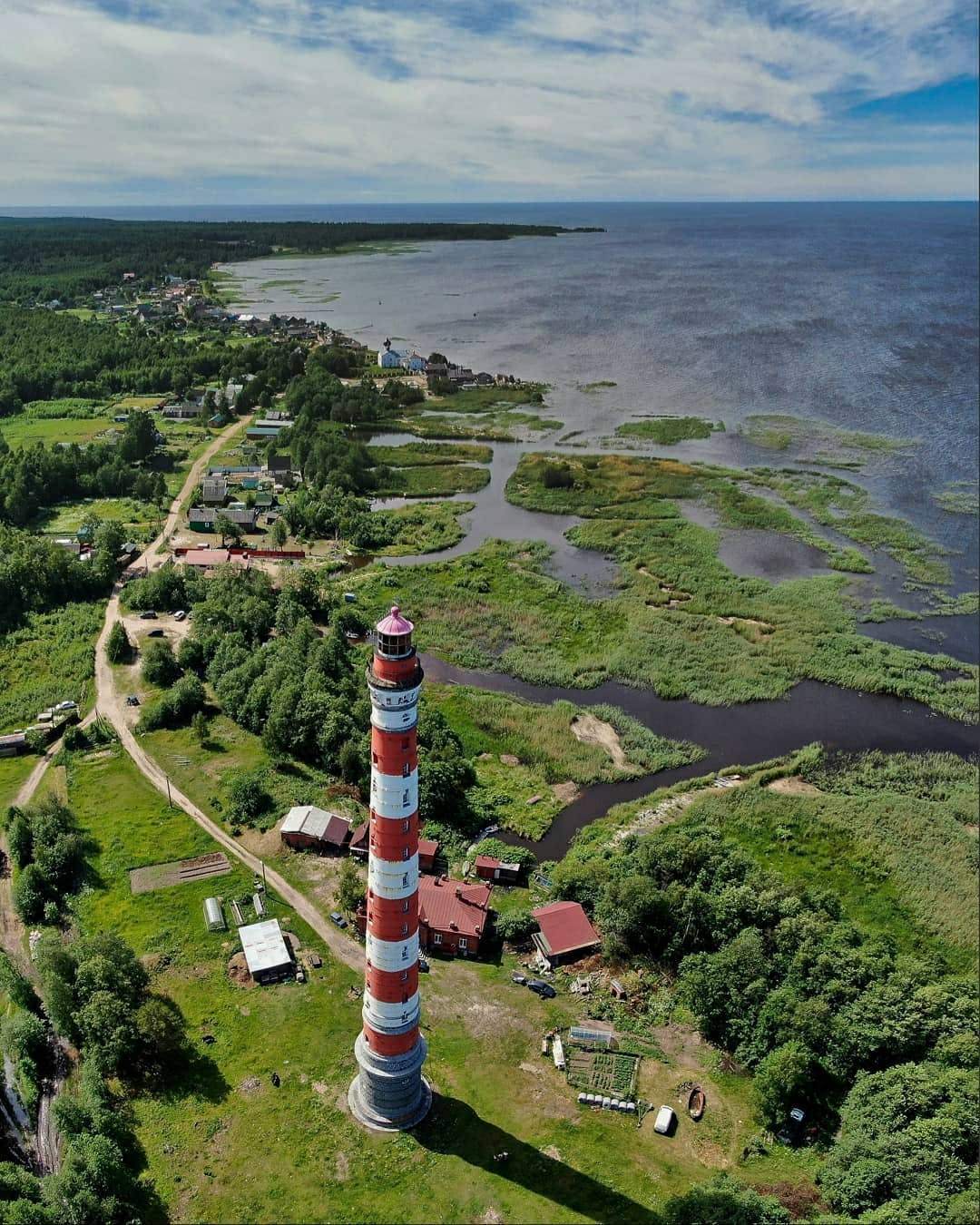 Storozhensky lighthouse, Storozheno village - Lighthouse, Leningrad region, Volkhovsky District, The photo