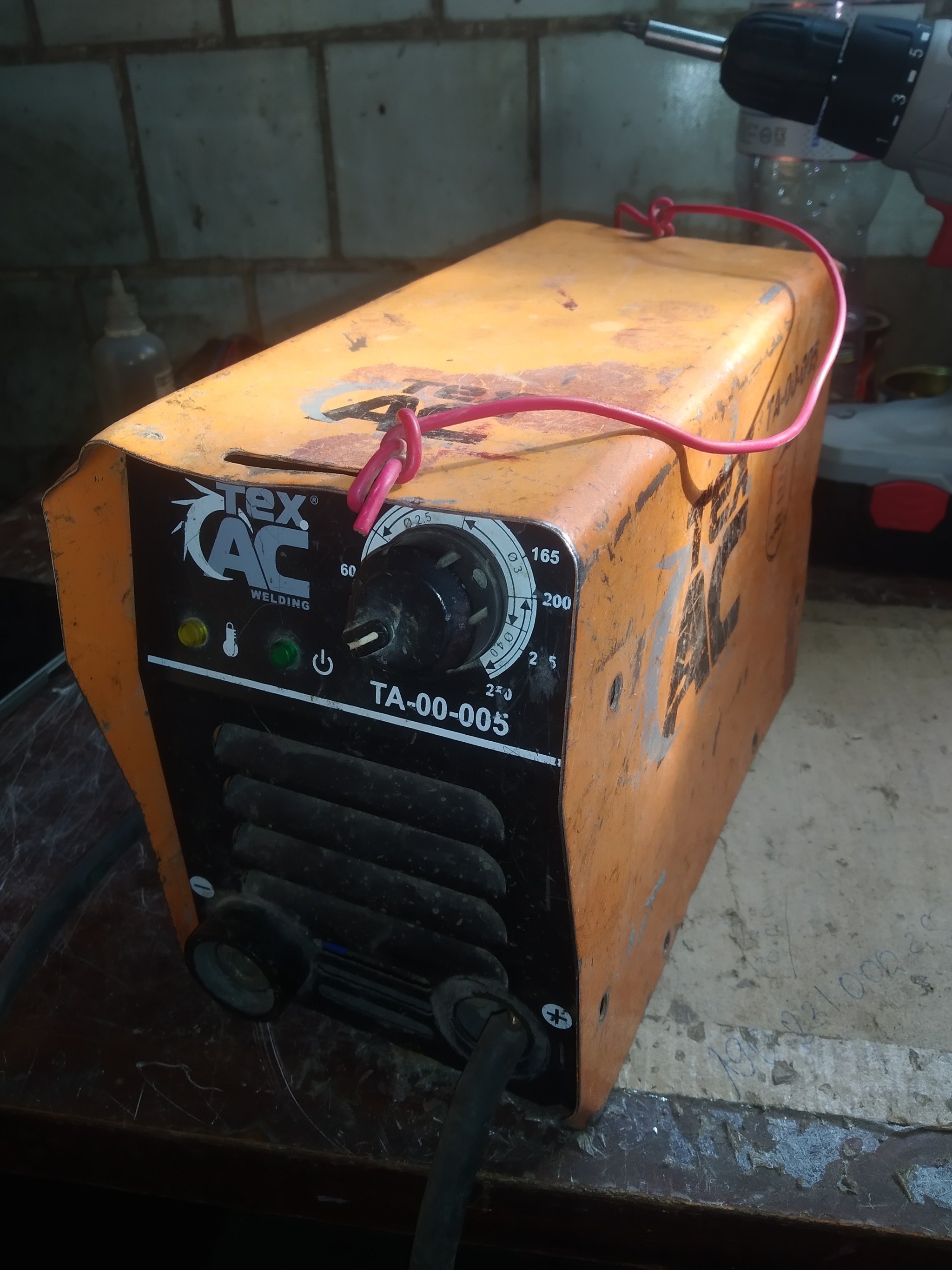 How welders in the field repair a machine to finish the job - My, Welding machine, Repair, Locksmith, Welder, Longpost