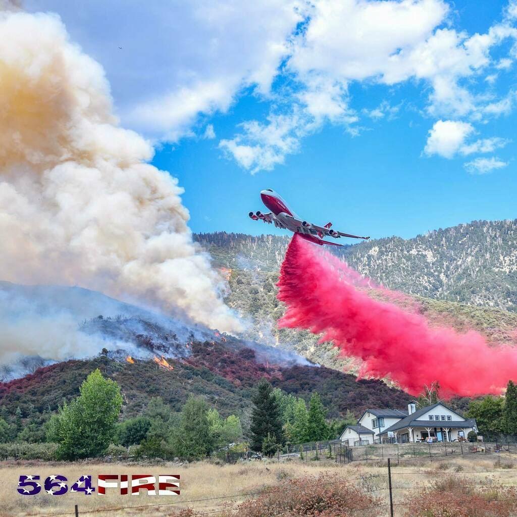 Boeing 747 Supertanker - Aviation, Boeing 747, Firefighting aircraft, Forest fires, California, USA, Video, Longpost