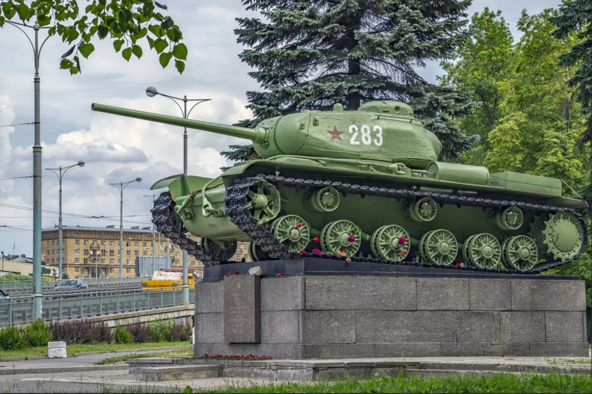 “And the battlefield rests on tanks...” Or a few words about monuments - My, Story, Weapon, Tanks, Monument, Longpost