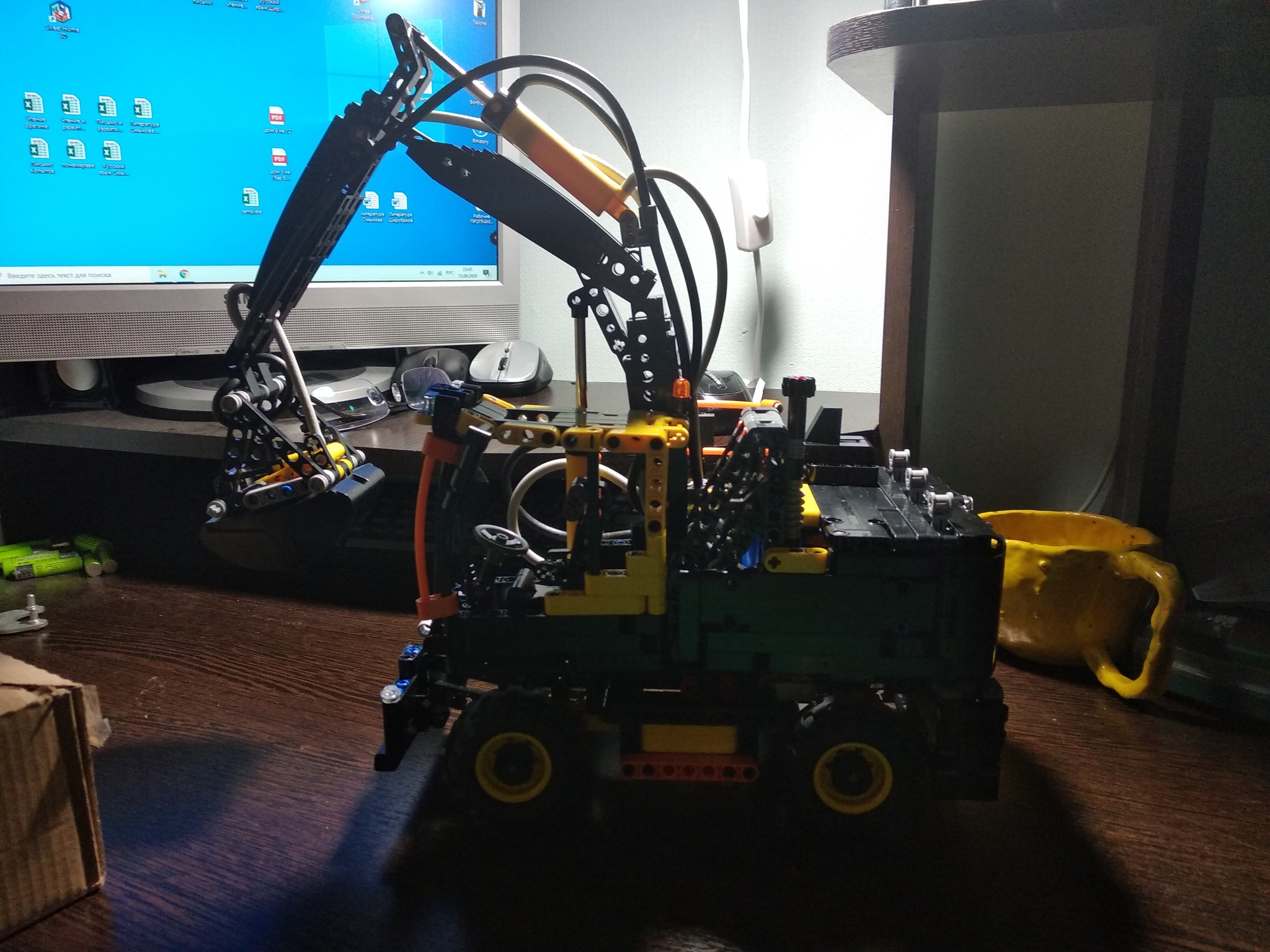 Volvo excavator day 2 - My, Lego, Lego technic, Toys, Longpost