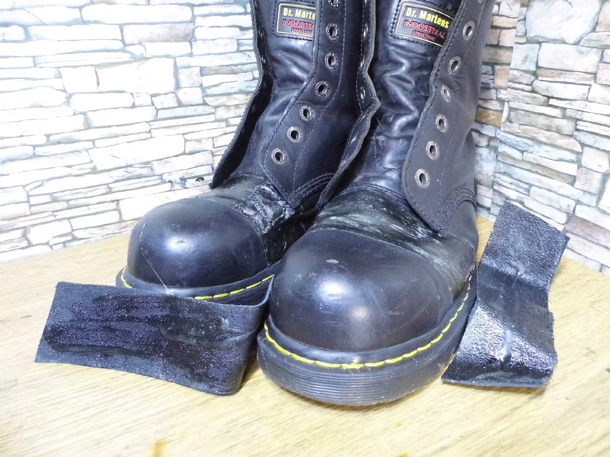 The vamp bursts in Martens boots - My, Shoe repair, Patch, Mat, Longpost, Shoes